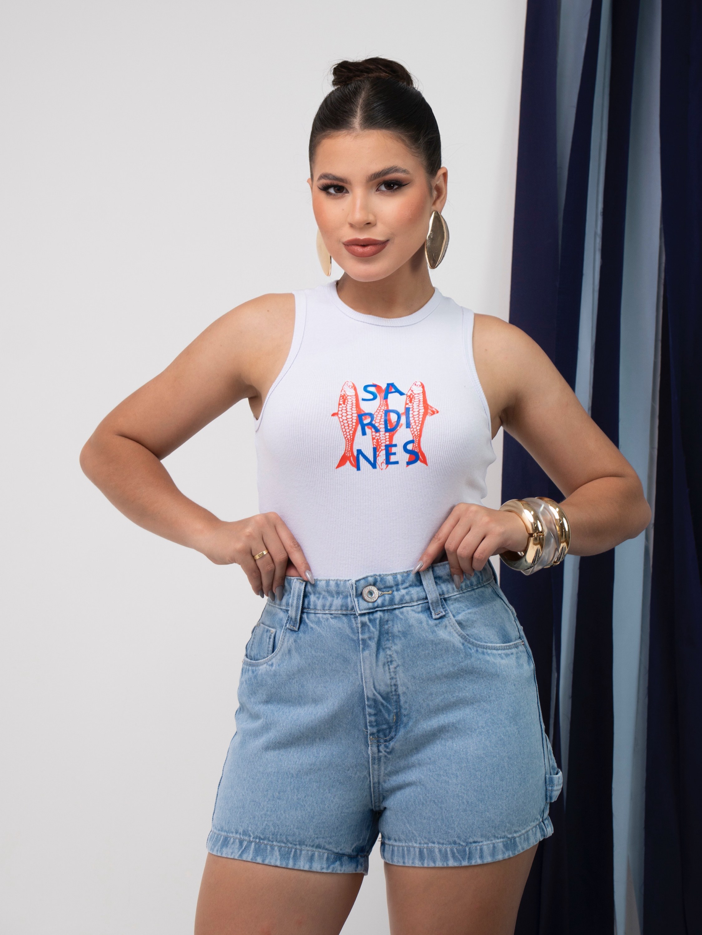 Short jeans feminino