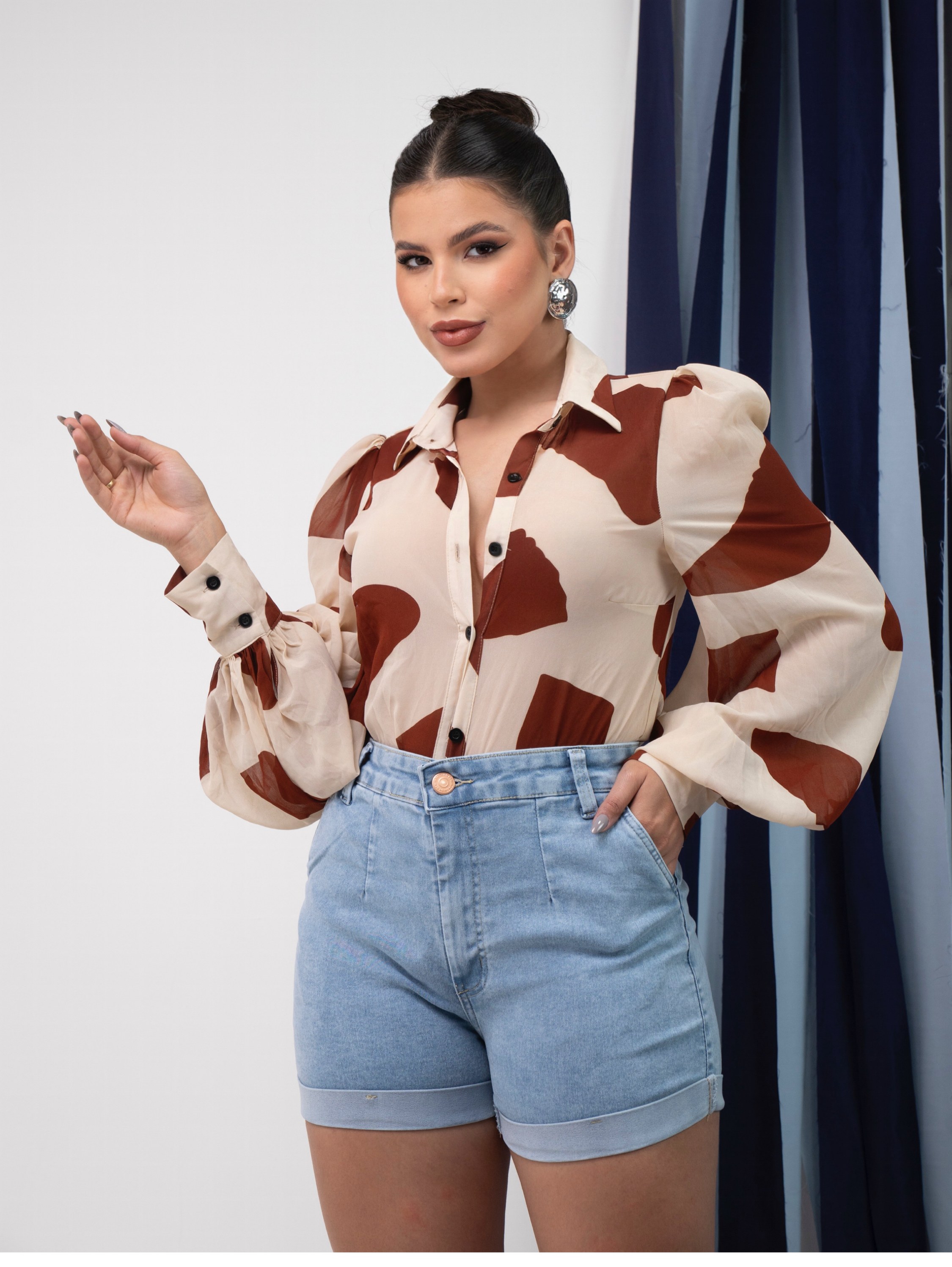 Short jeans feminino