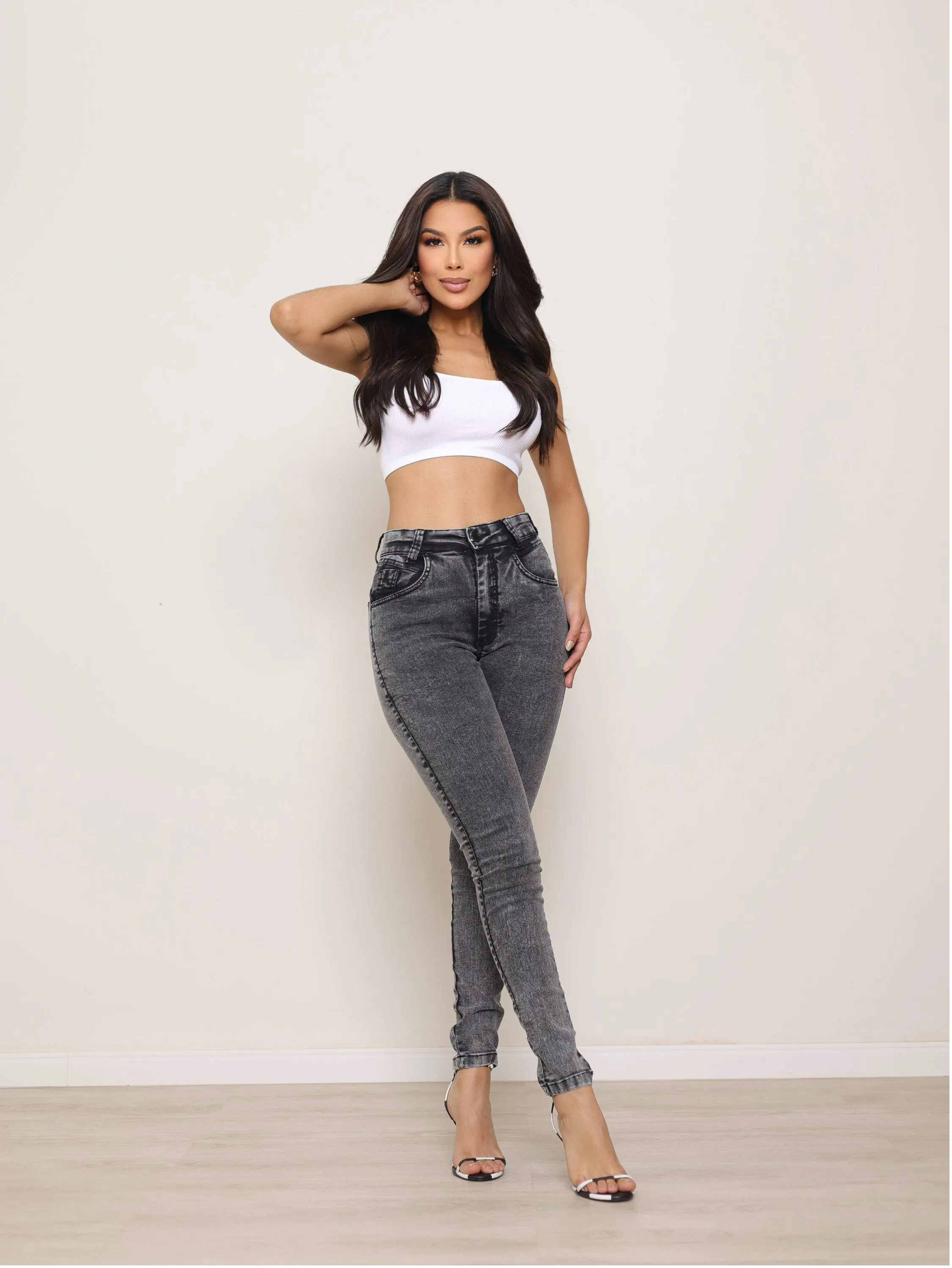 Calça skinny jeans feminina