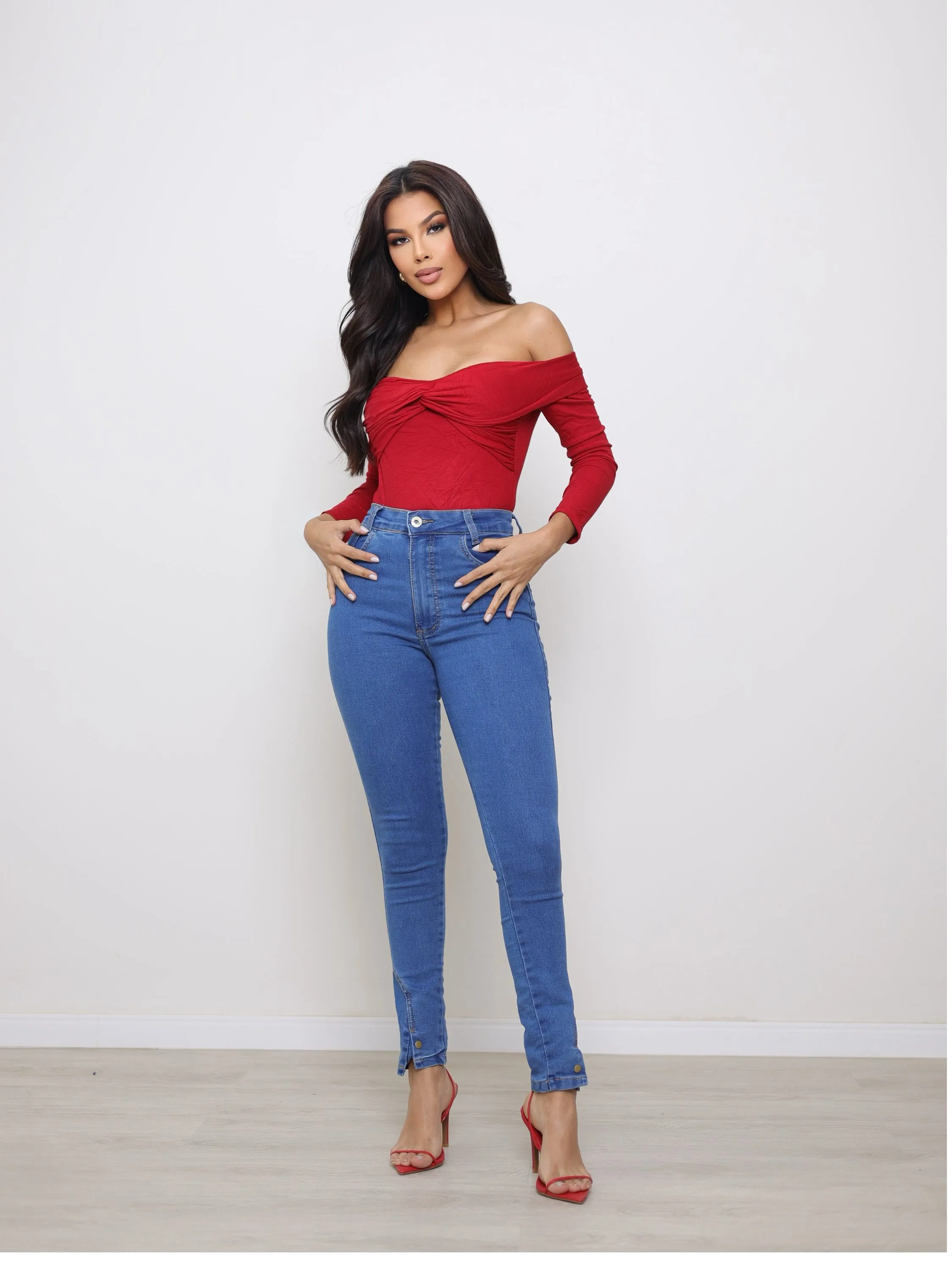 Calça skinny jeans feminina
