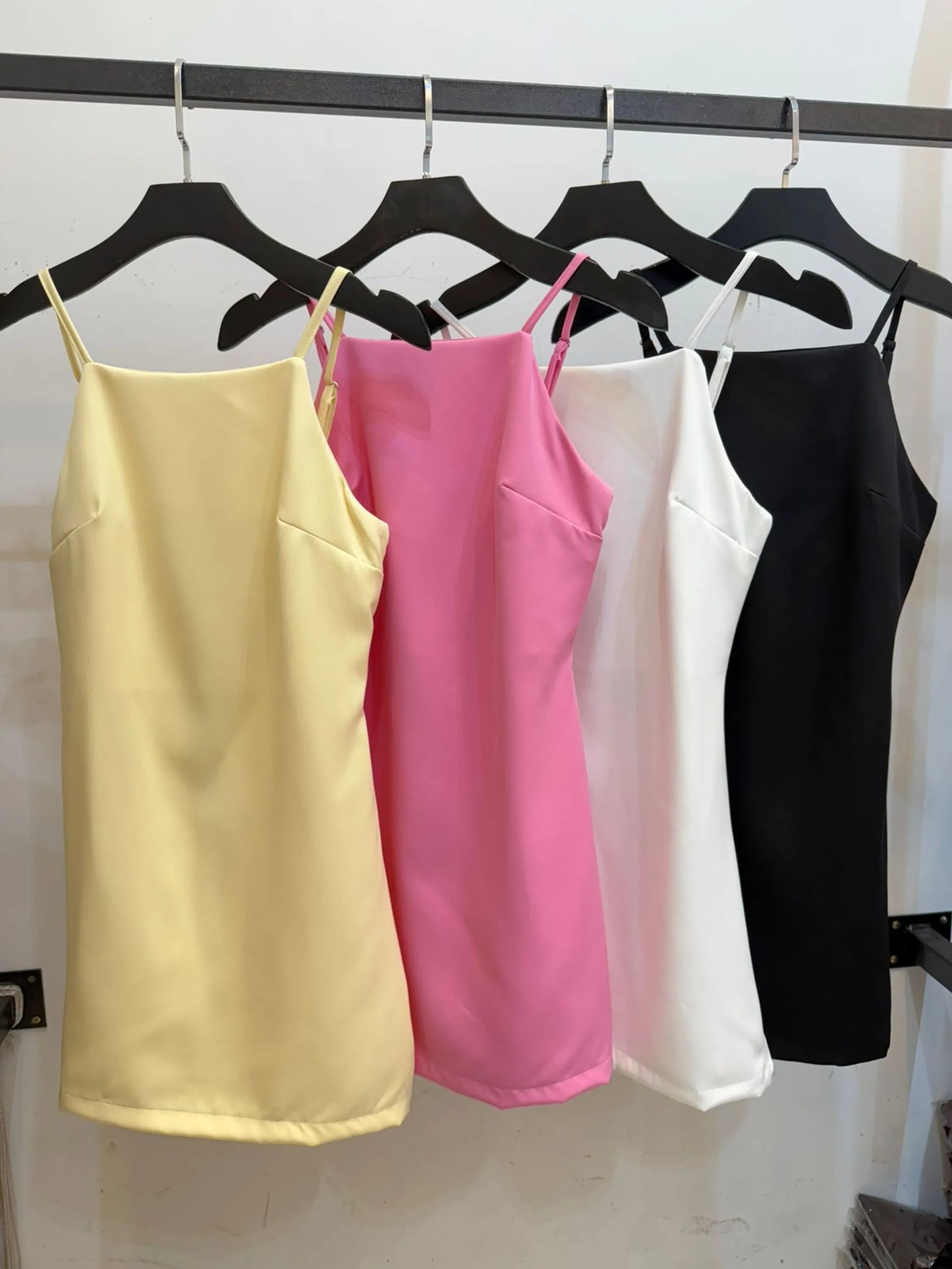 Vestido curto básico YY2920 ( alfaiataria)