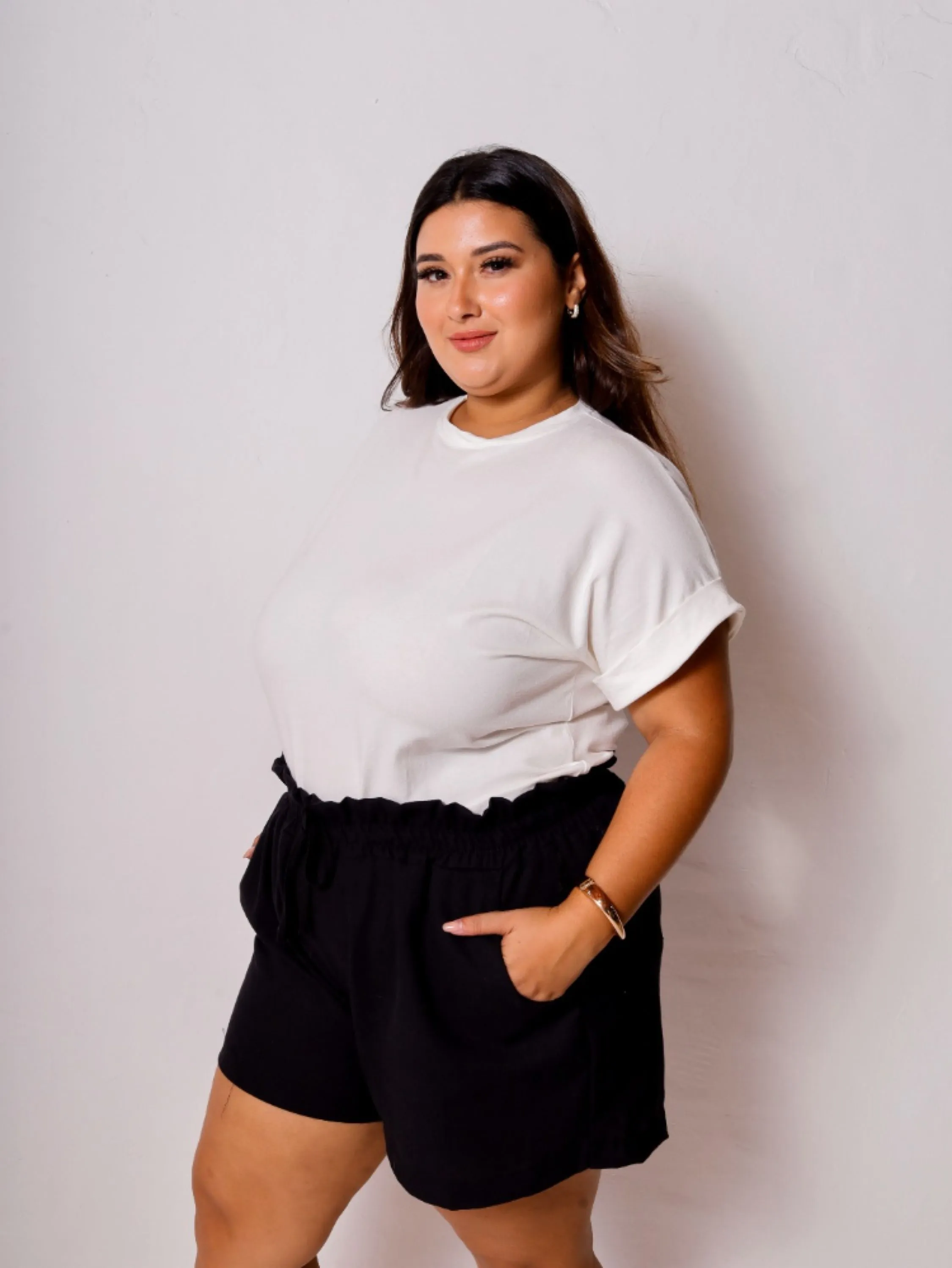 Short Plus Size em Linho