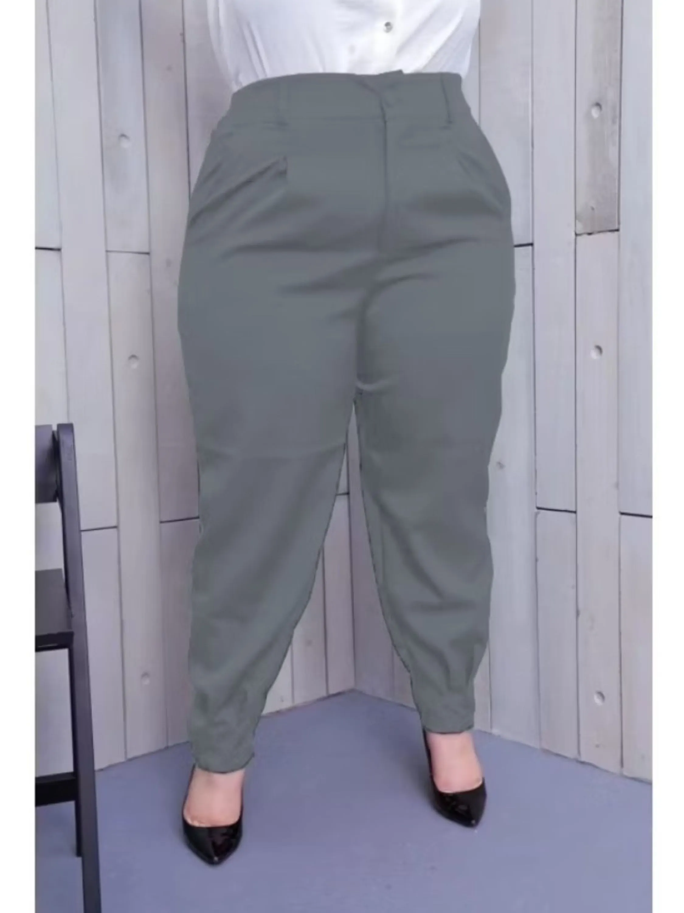 Calça Cenoura Jogger Plus size C700