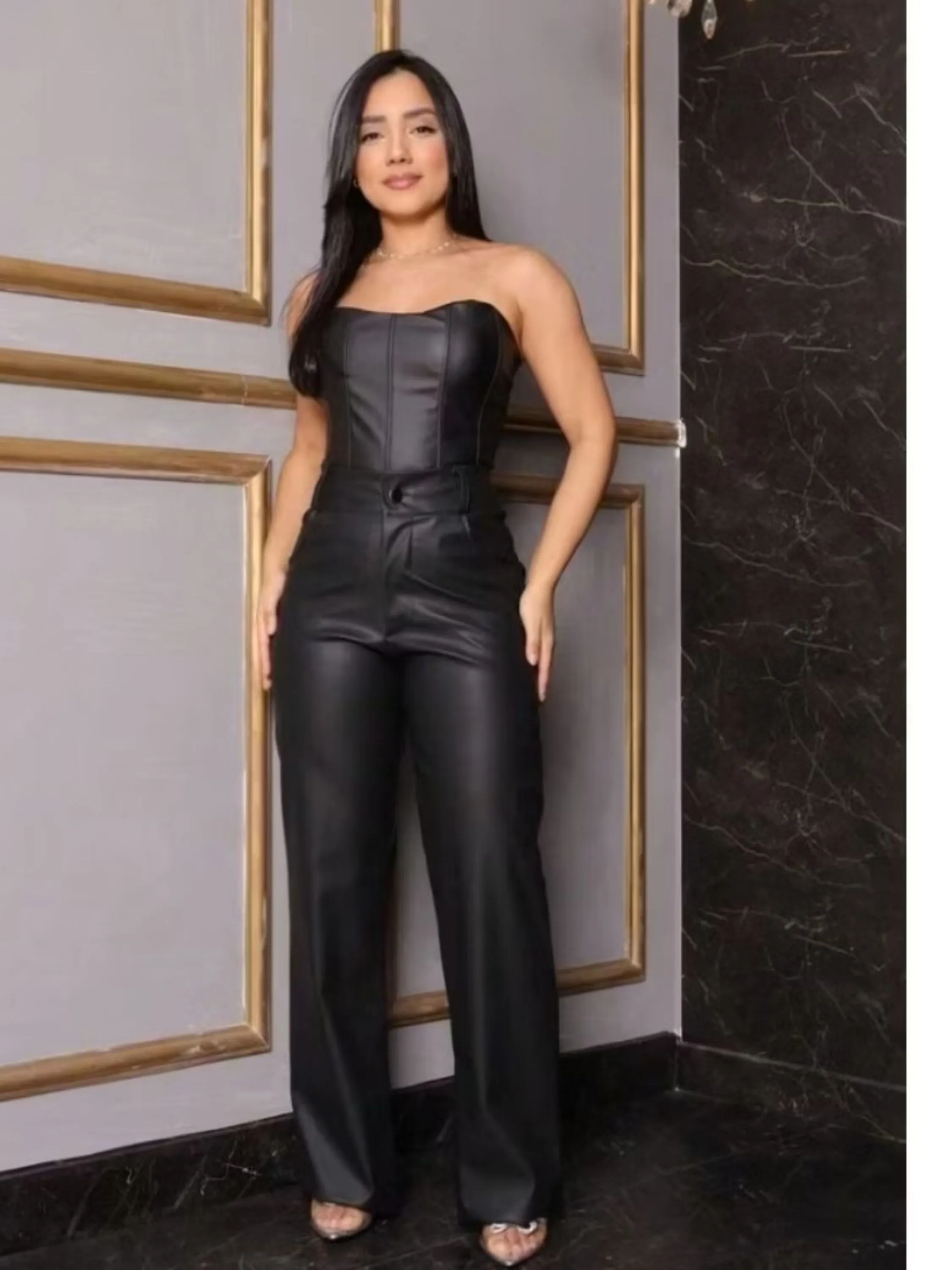Calça pantalona courinho Wide Leg
