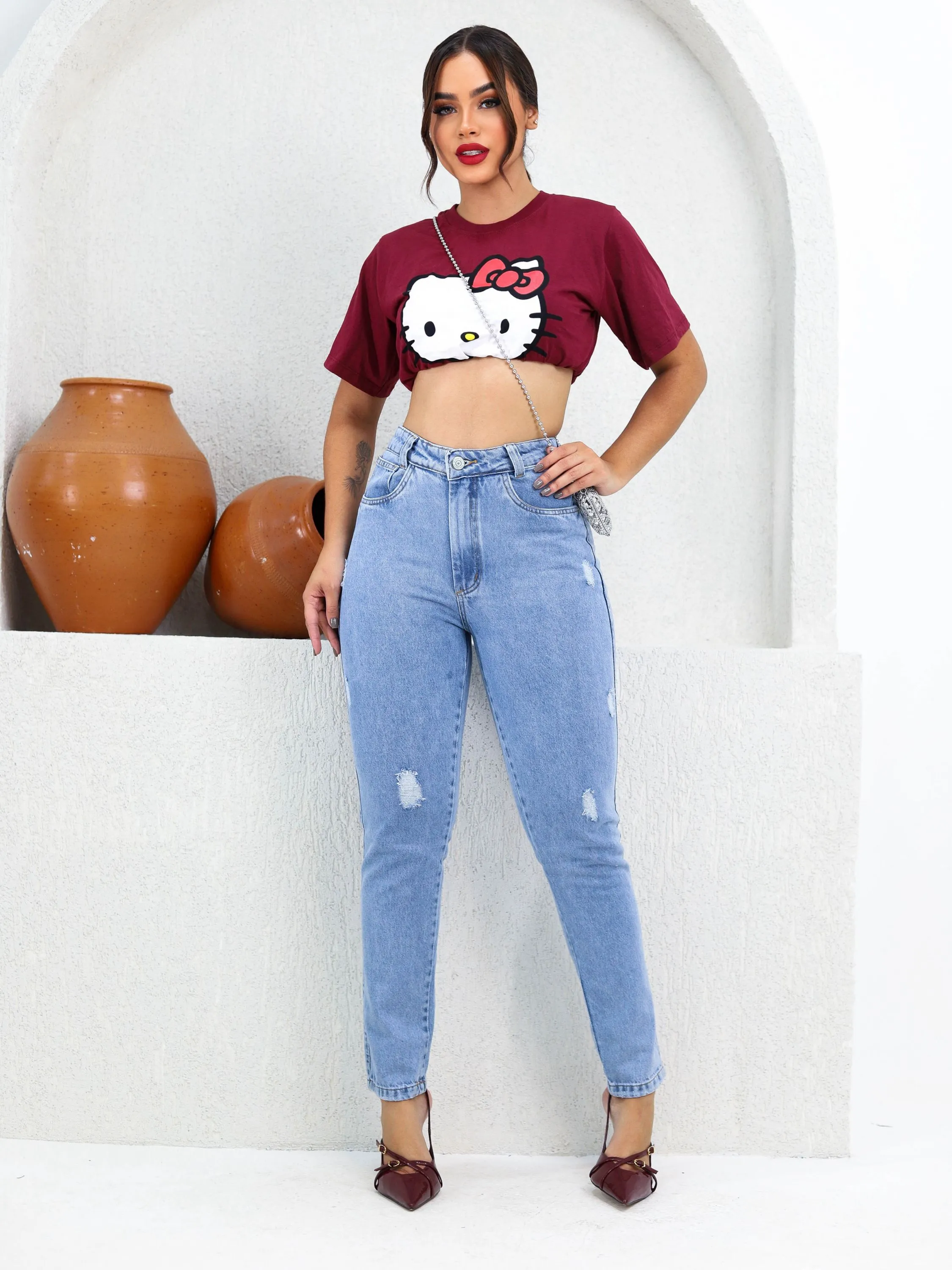 Calça mom jeans feminina