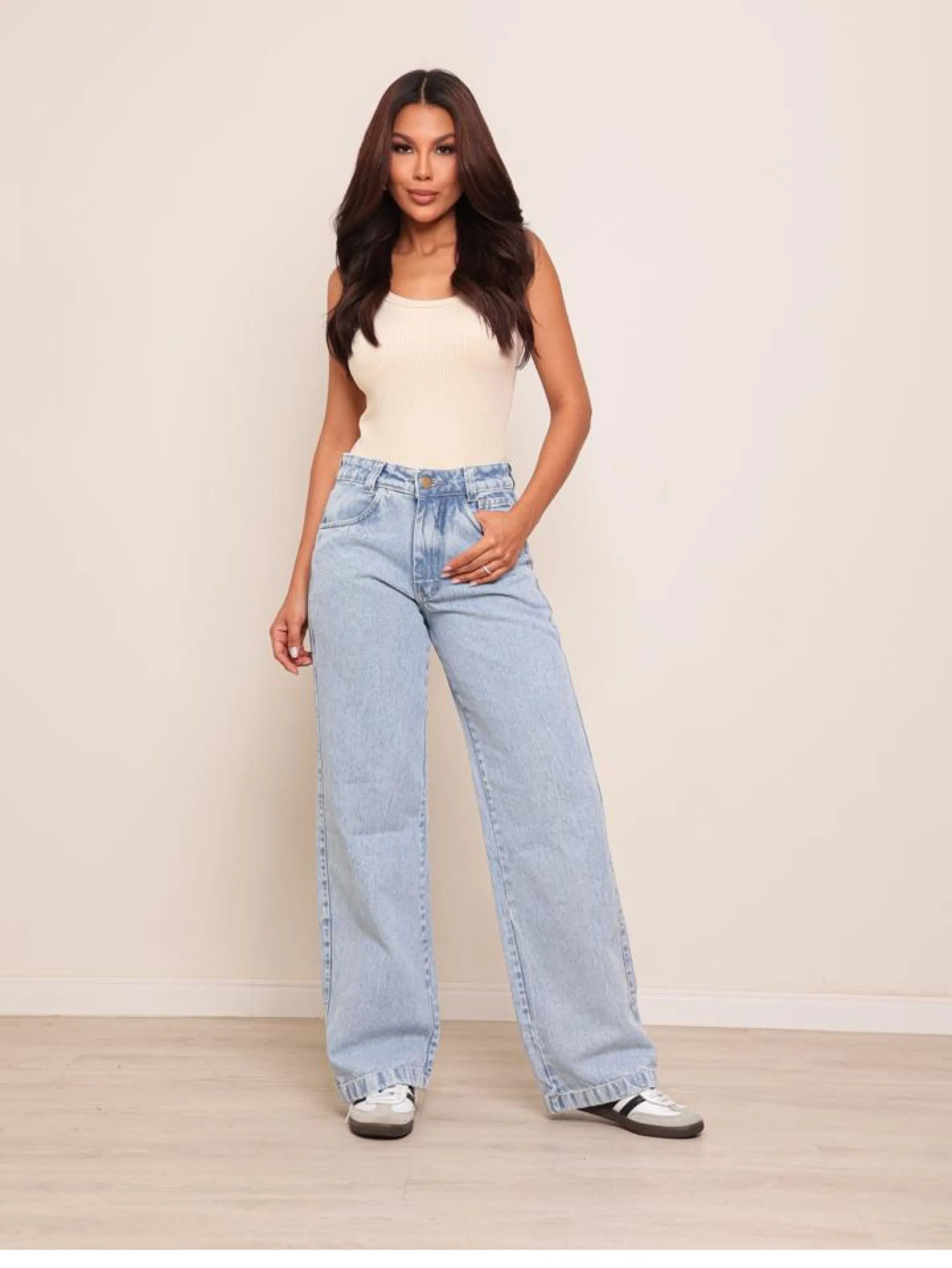 Calça wide leg jeans feminina