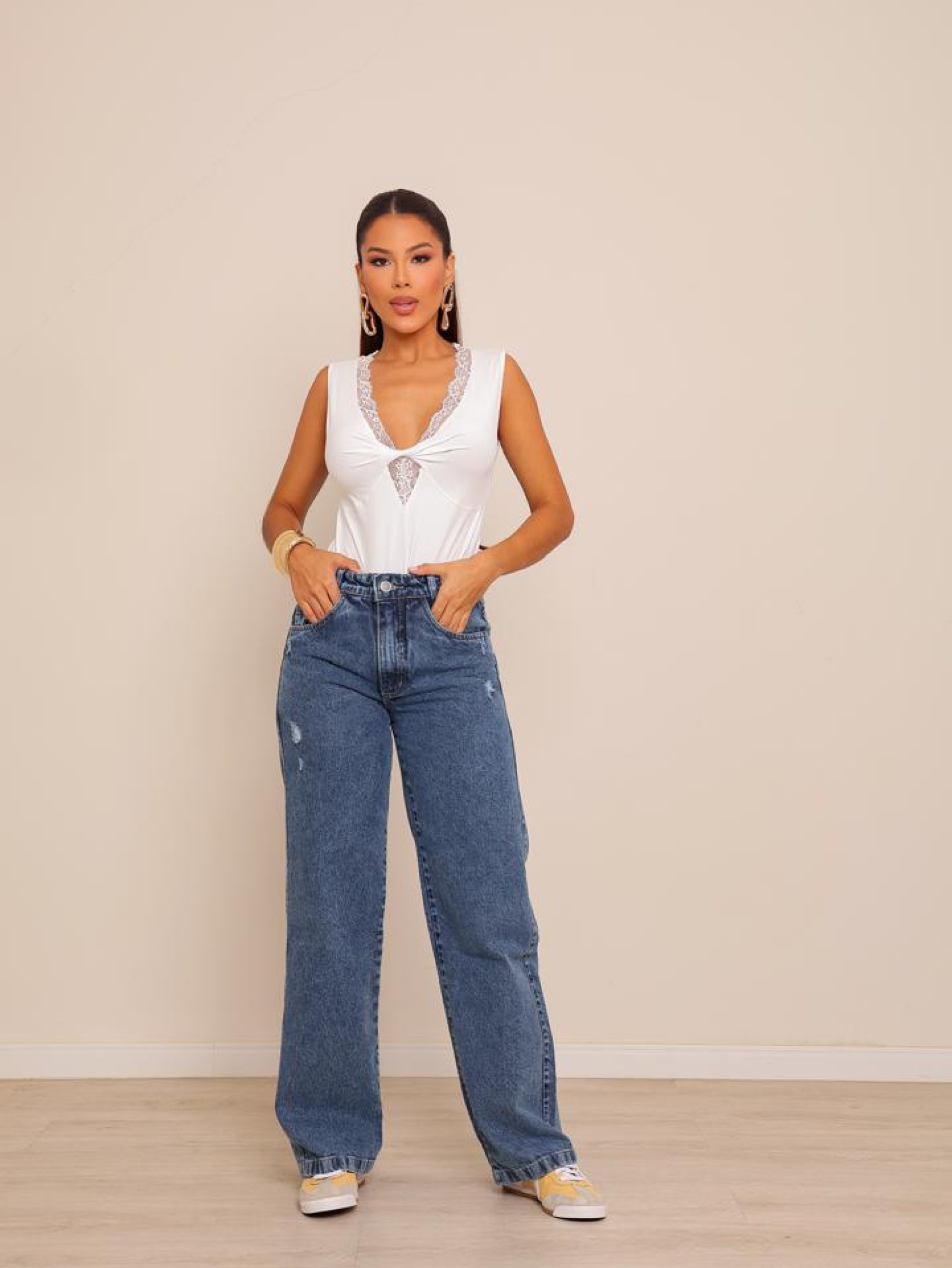 Calça wide leg jeans feminina