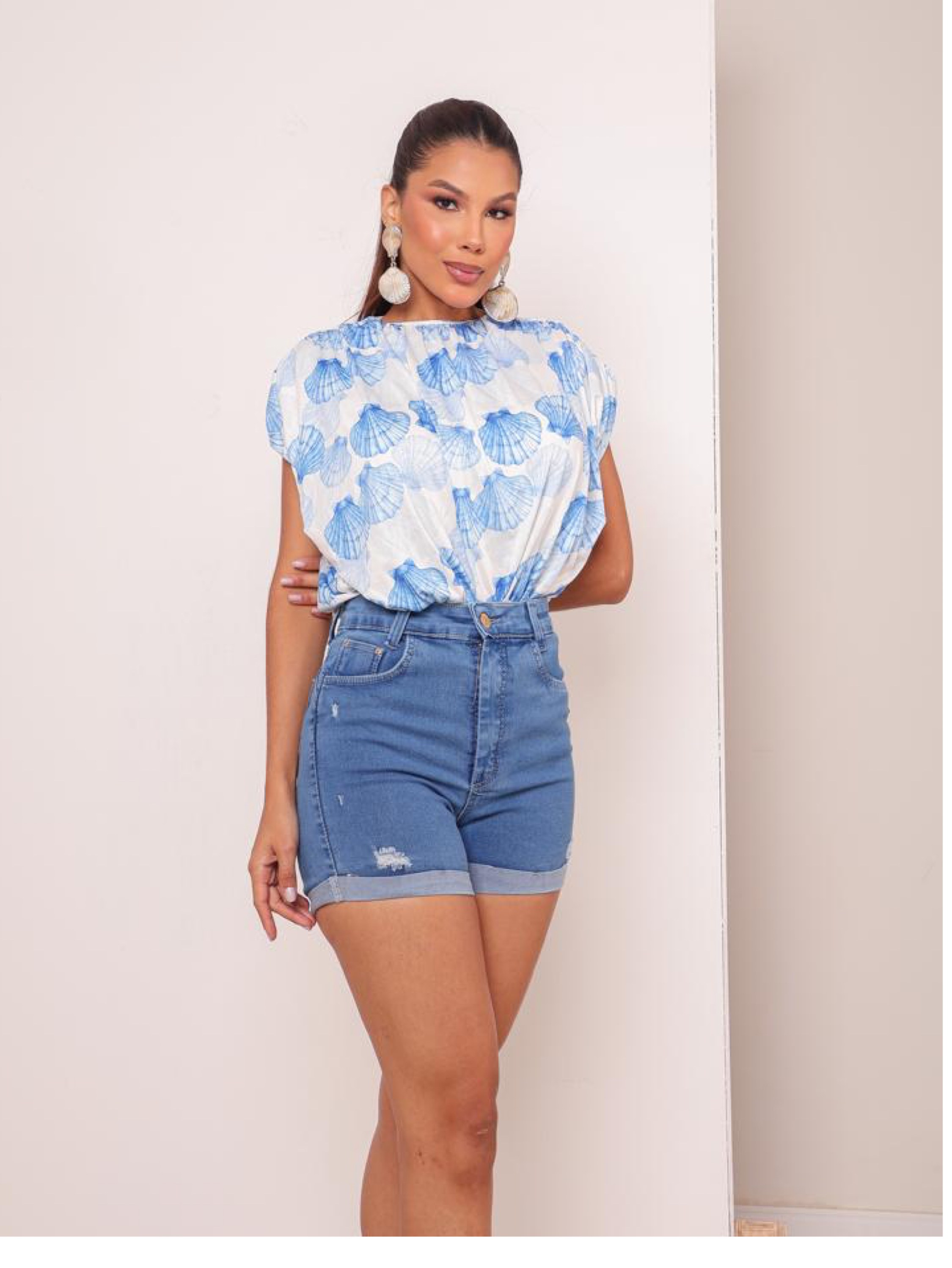 Short jeans feminino com lycra