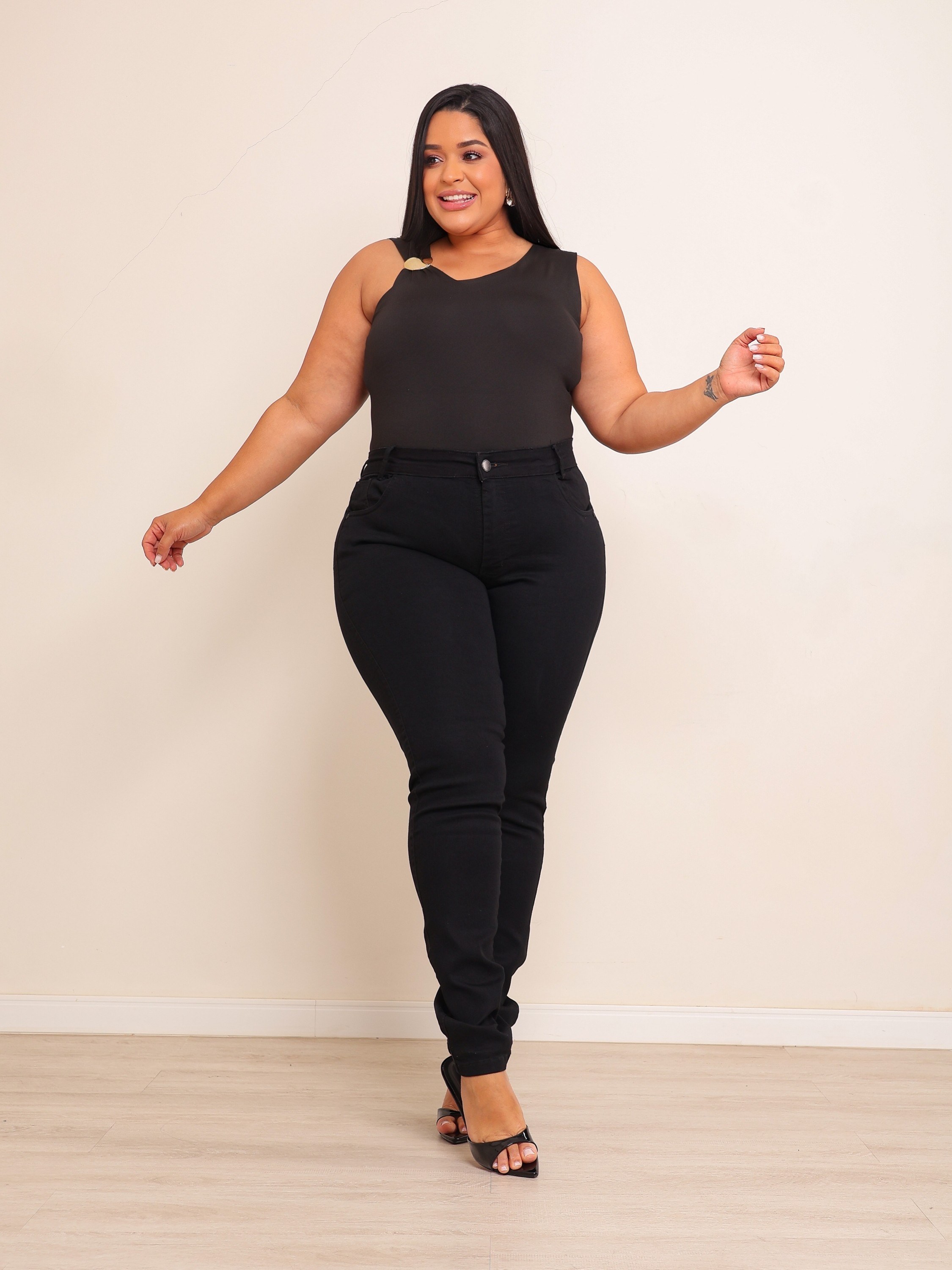 calça skinny jeans feminina plus size