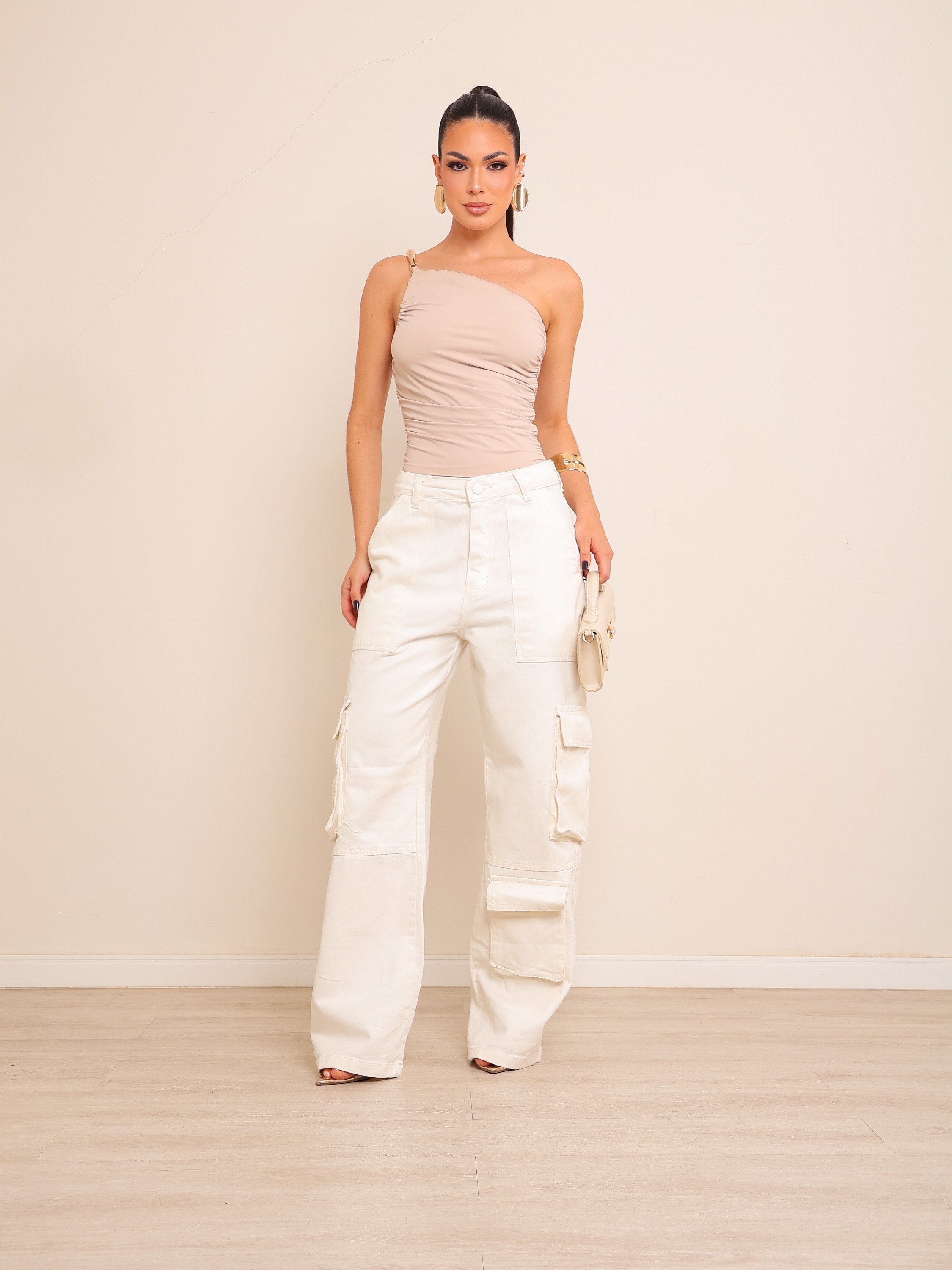 calça wide leg cargo jeans feminina