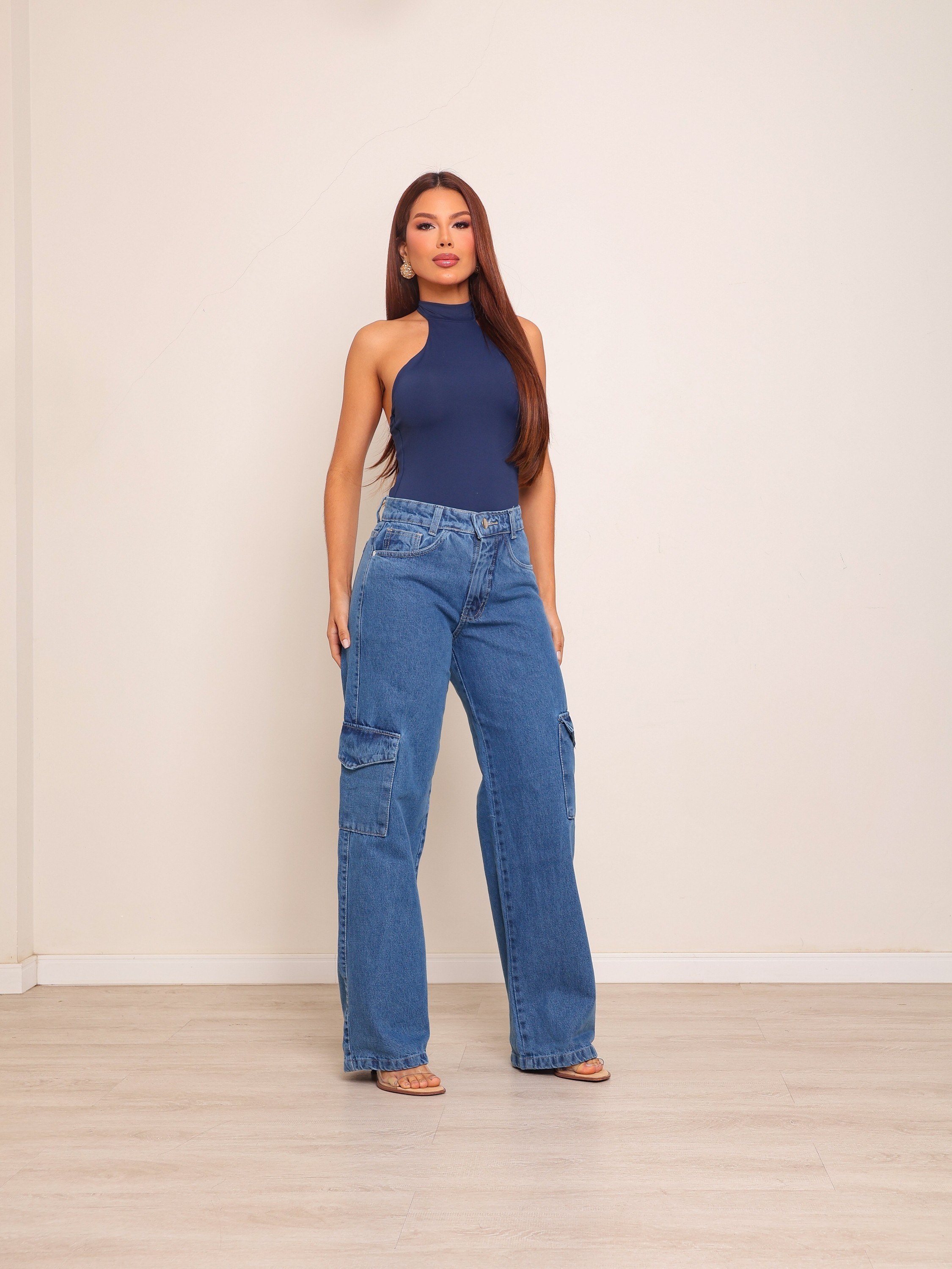 calça wide leg cargo jeans feminina