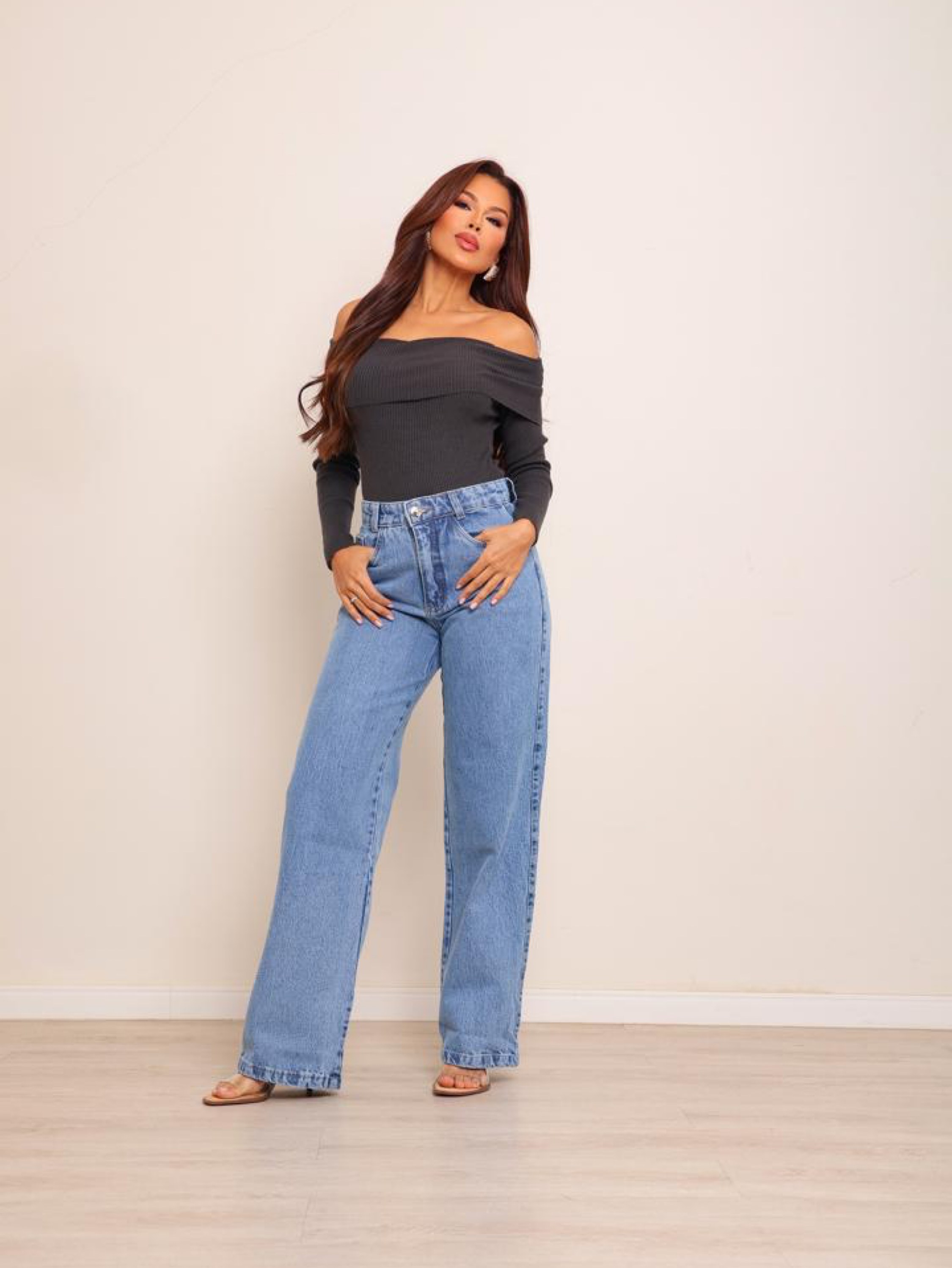 Calça wide leg jeans feminina