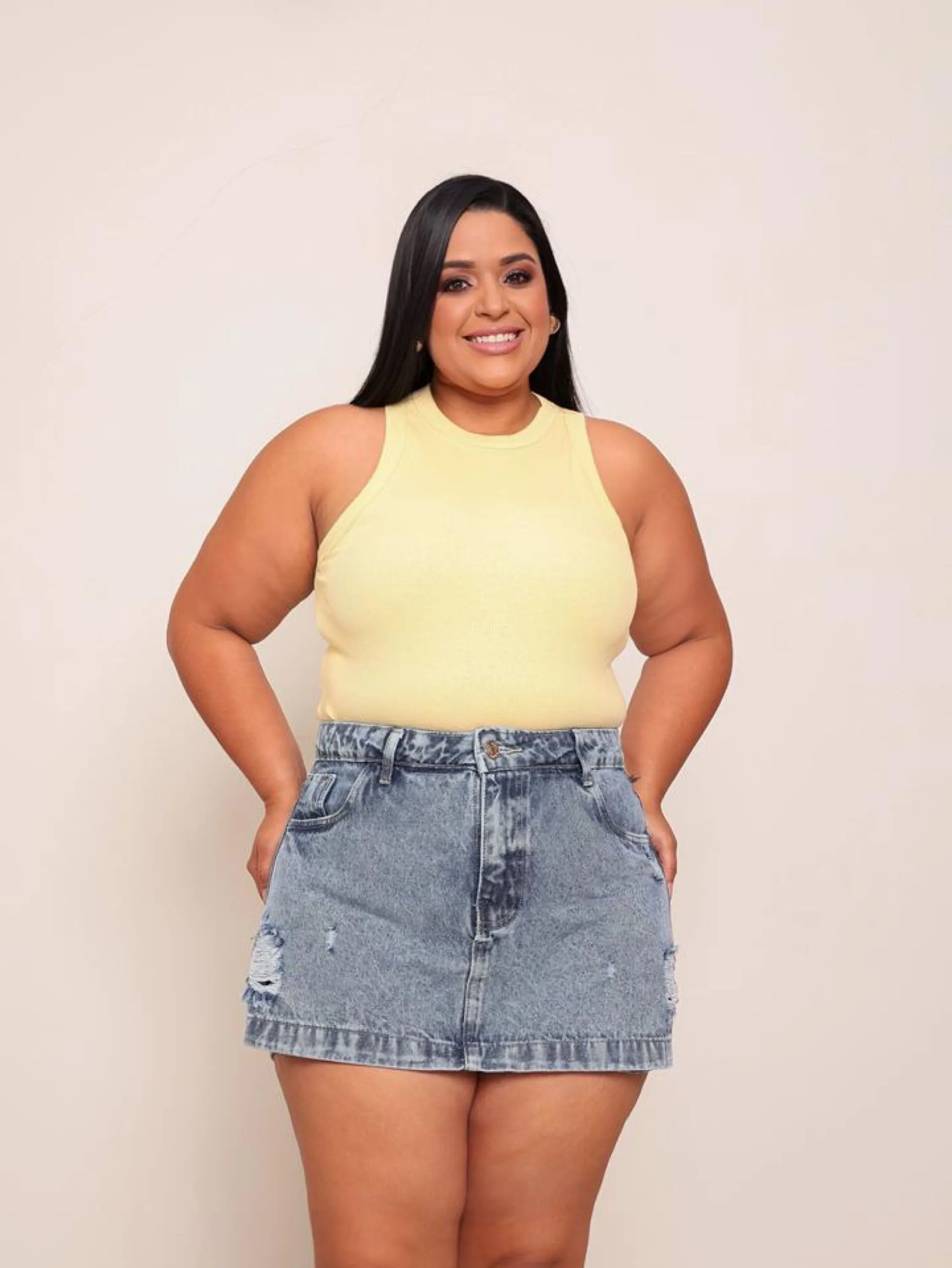 Short saia jeans feminina plus size