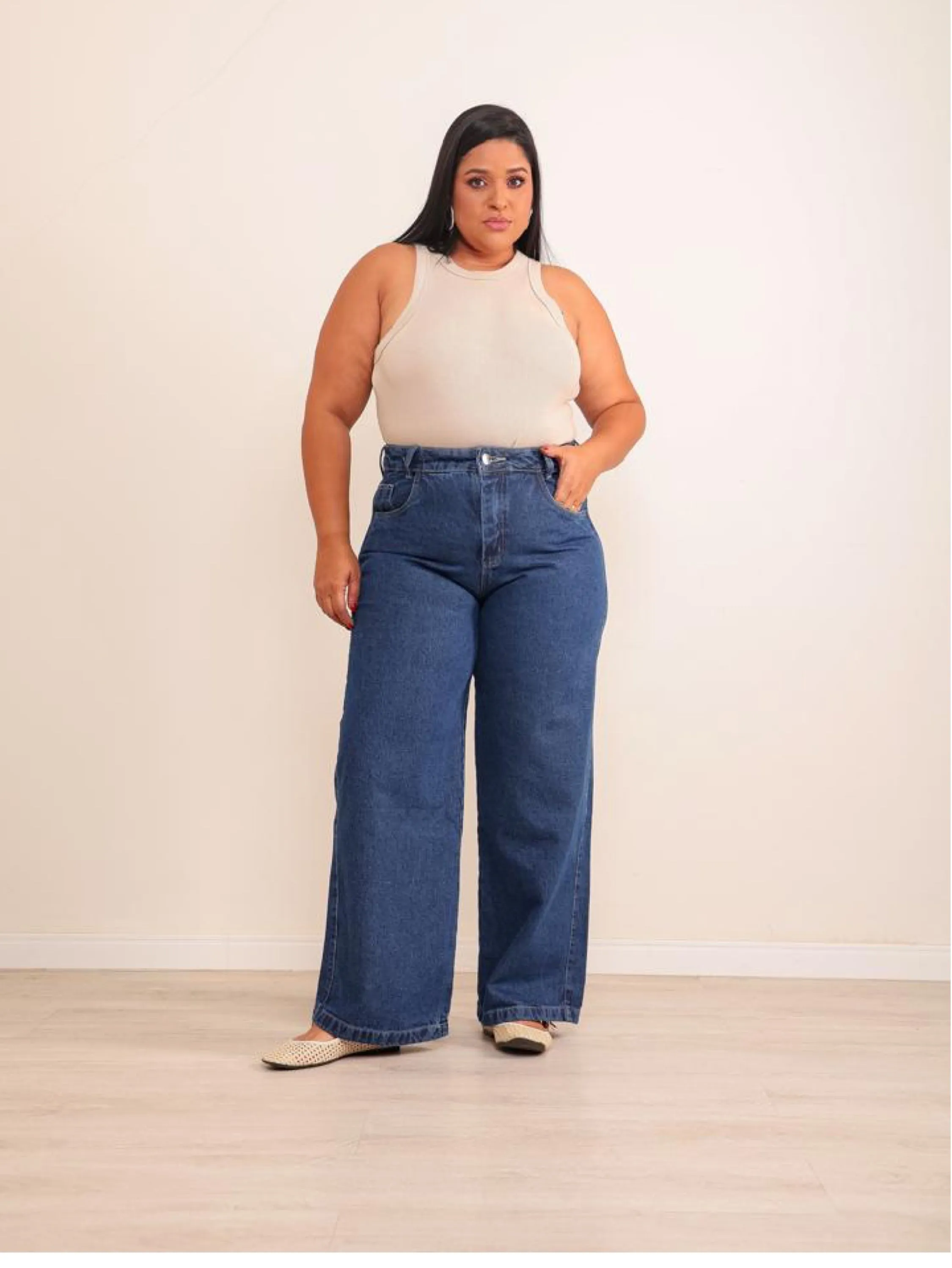 Calça wide leg jeans feminina plus size