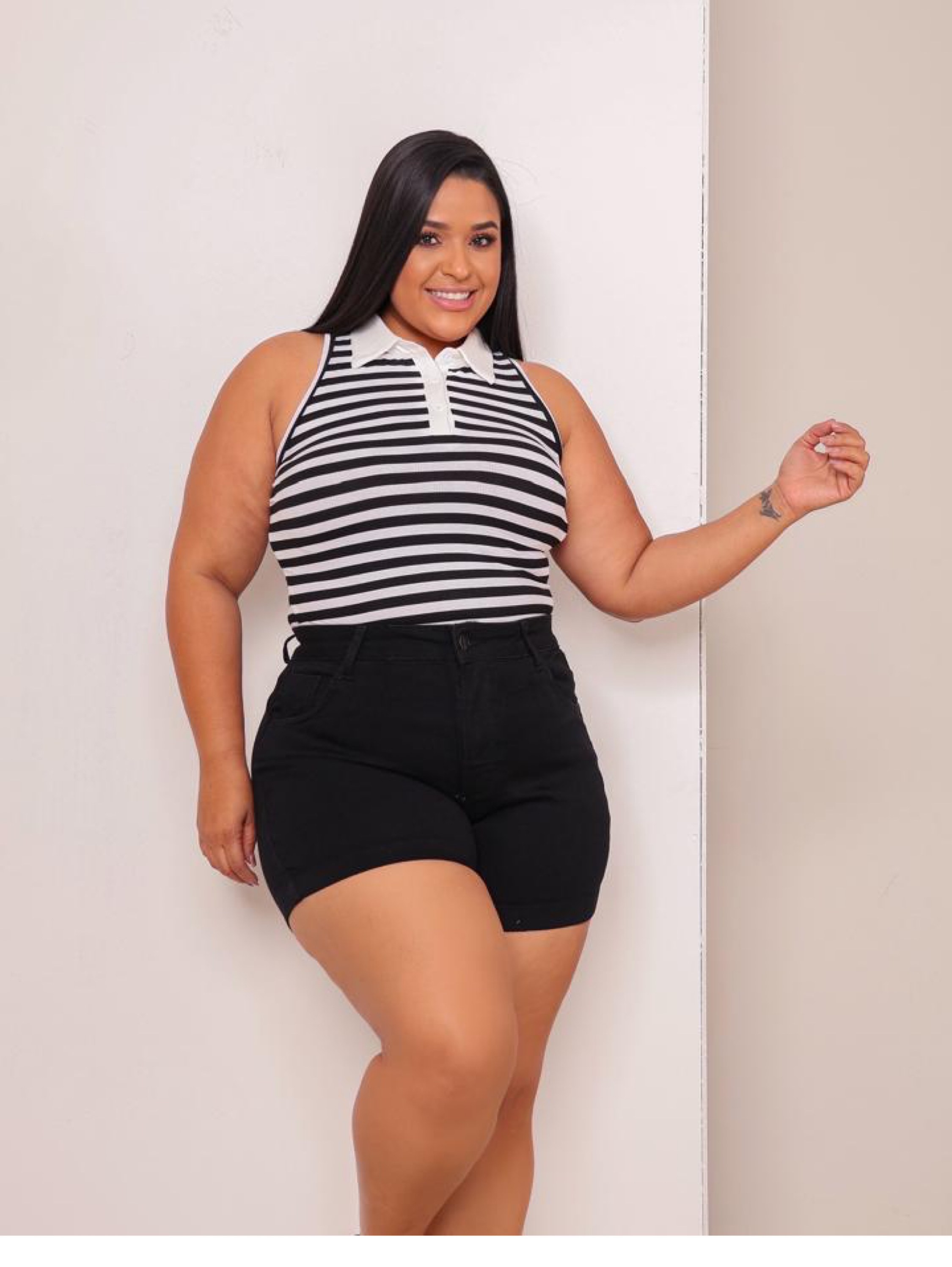 Short jeans feminino plus size