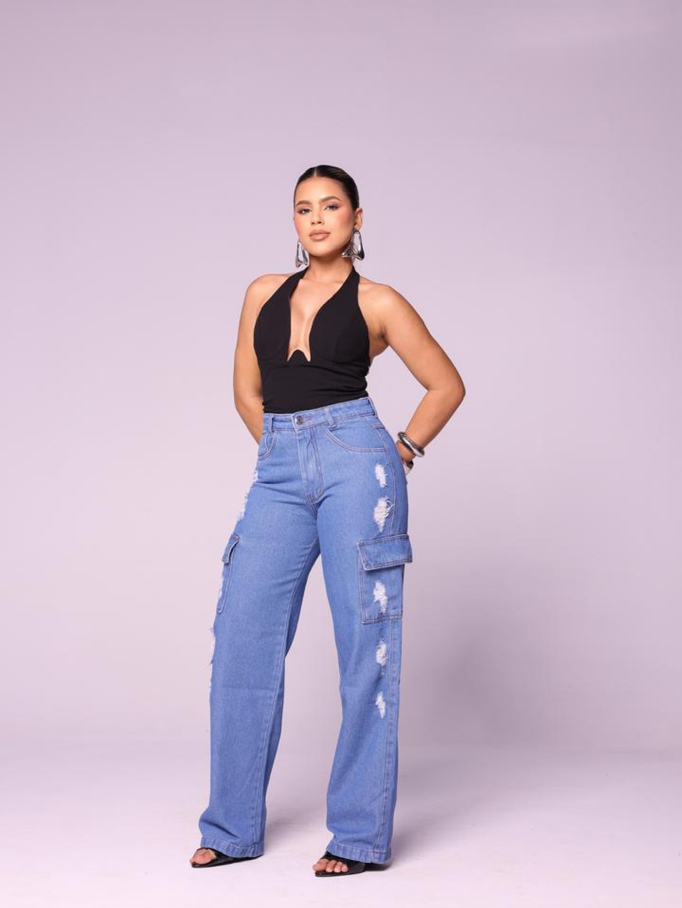 Calça wide leg cargo jeans feminina