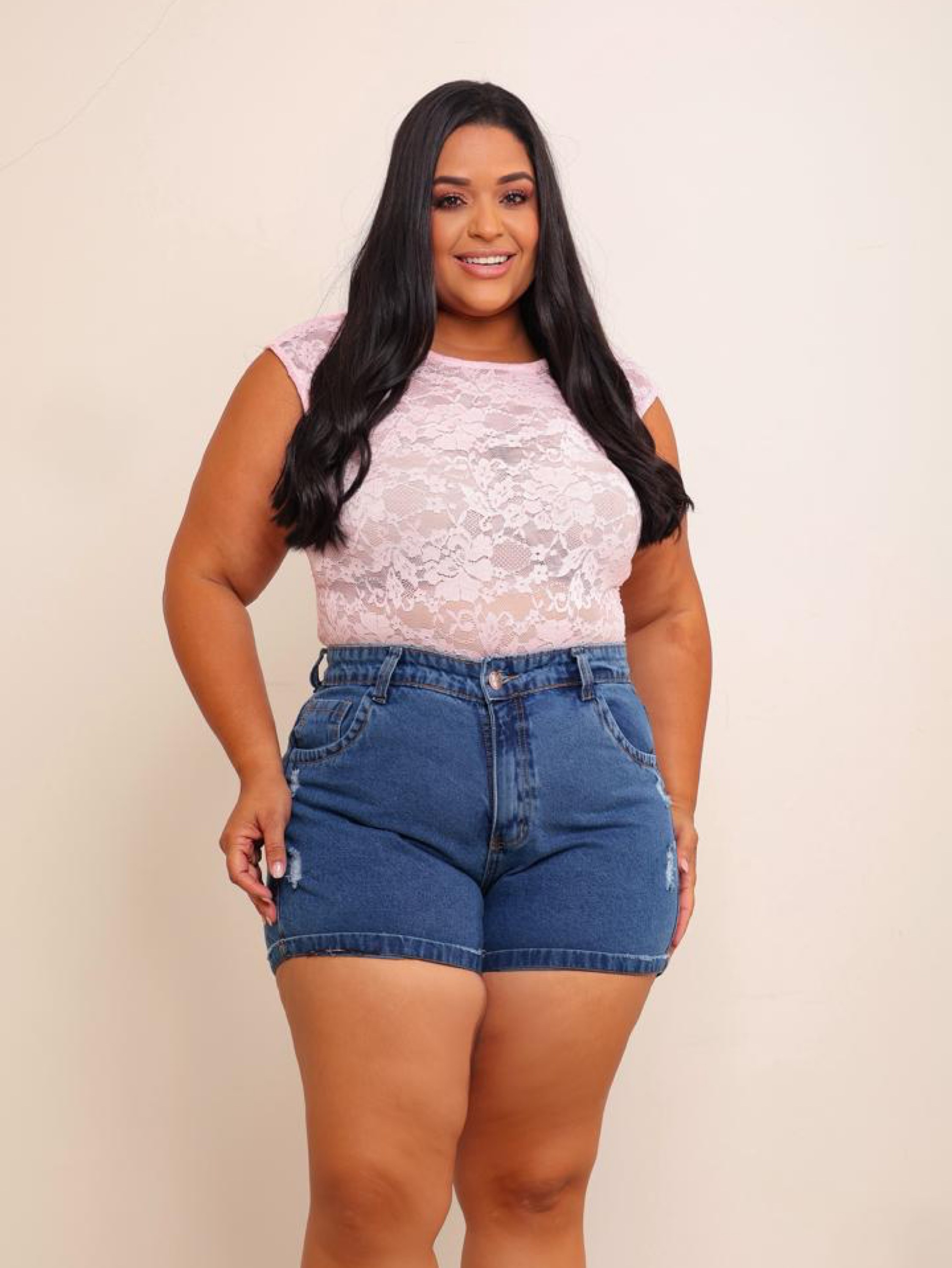 Short jeans feminino plus size