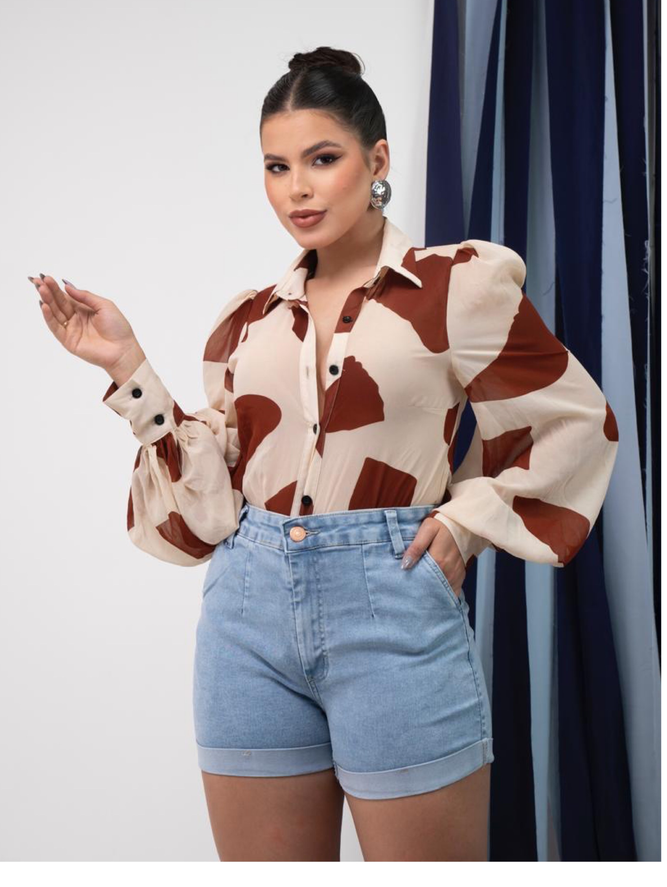 Short jeans feminino