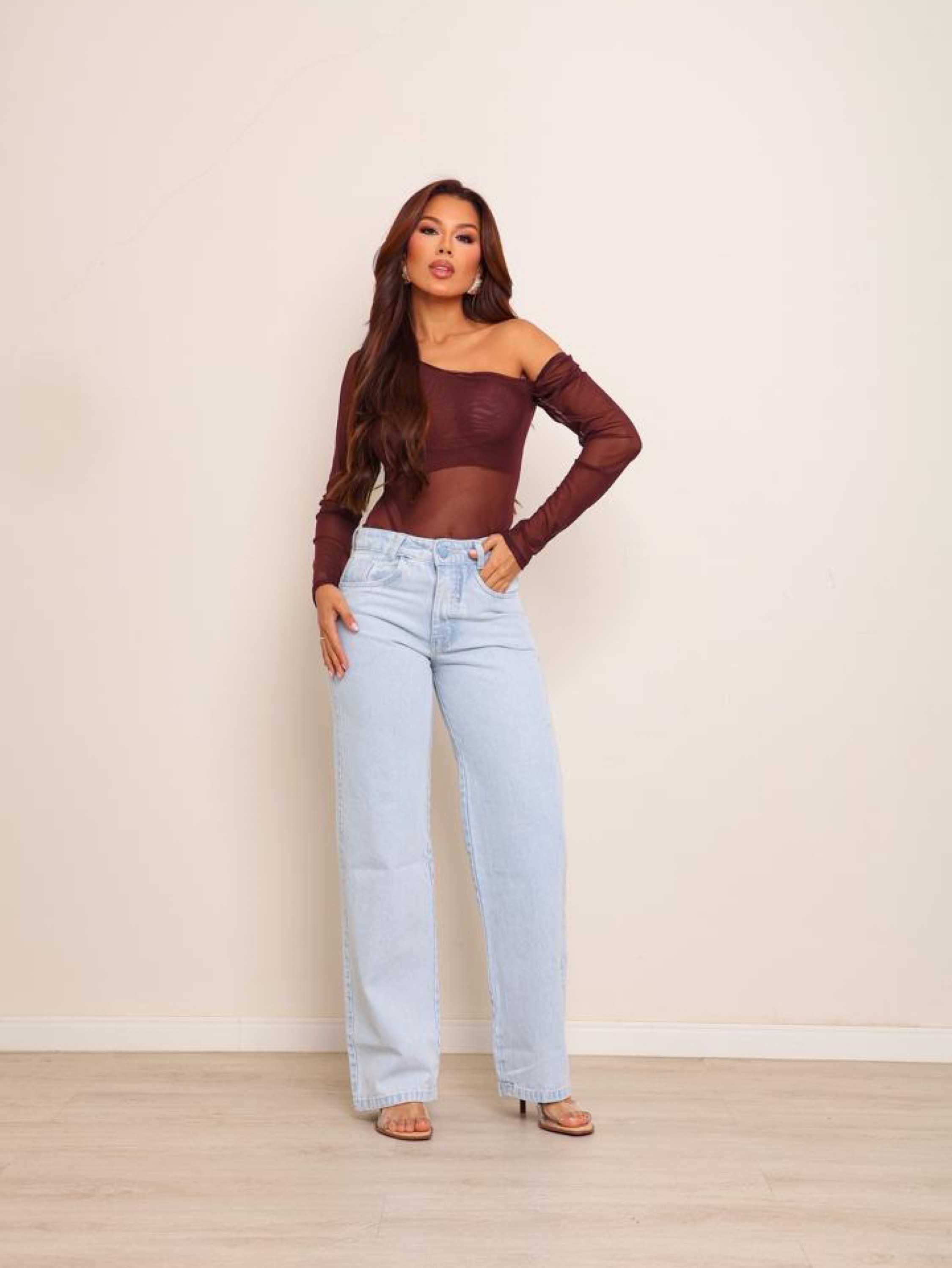 Calça wide leg jeans feminina