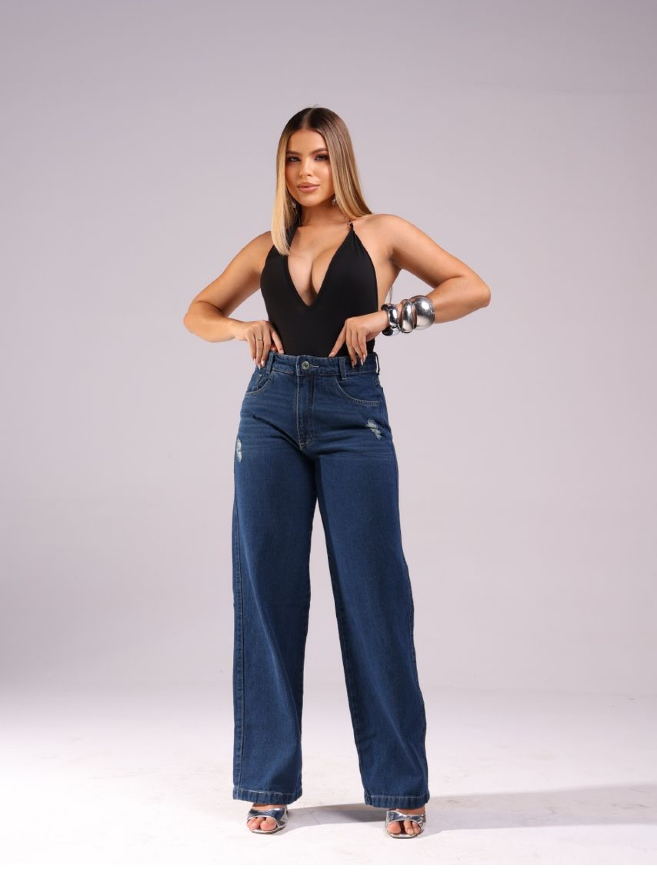 Calça wide leg jeans feminina