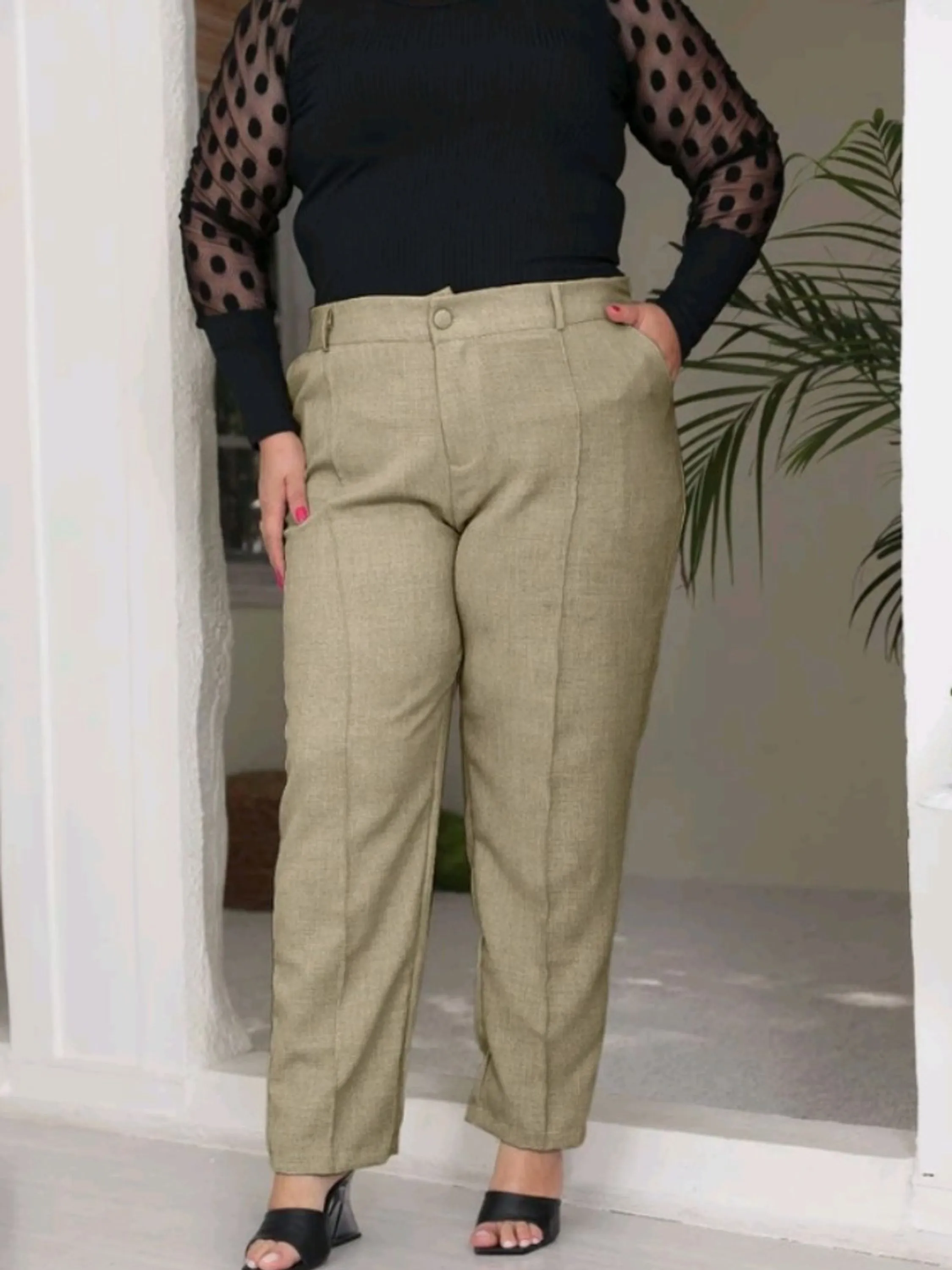 Calça Plus Size Linho