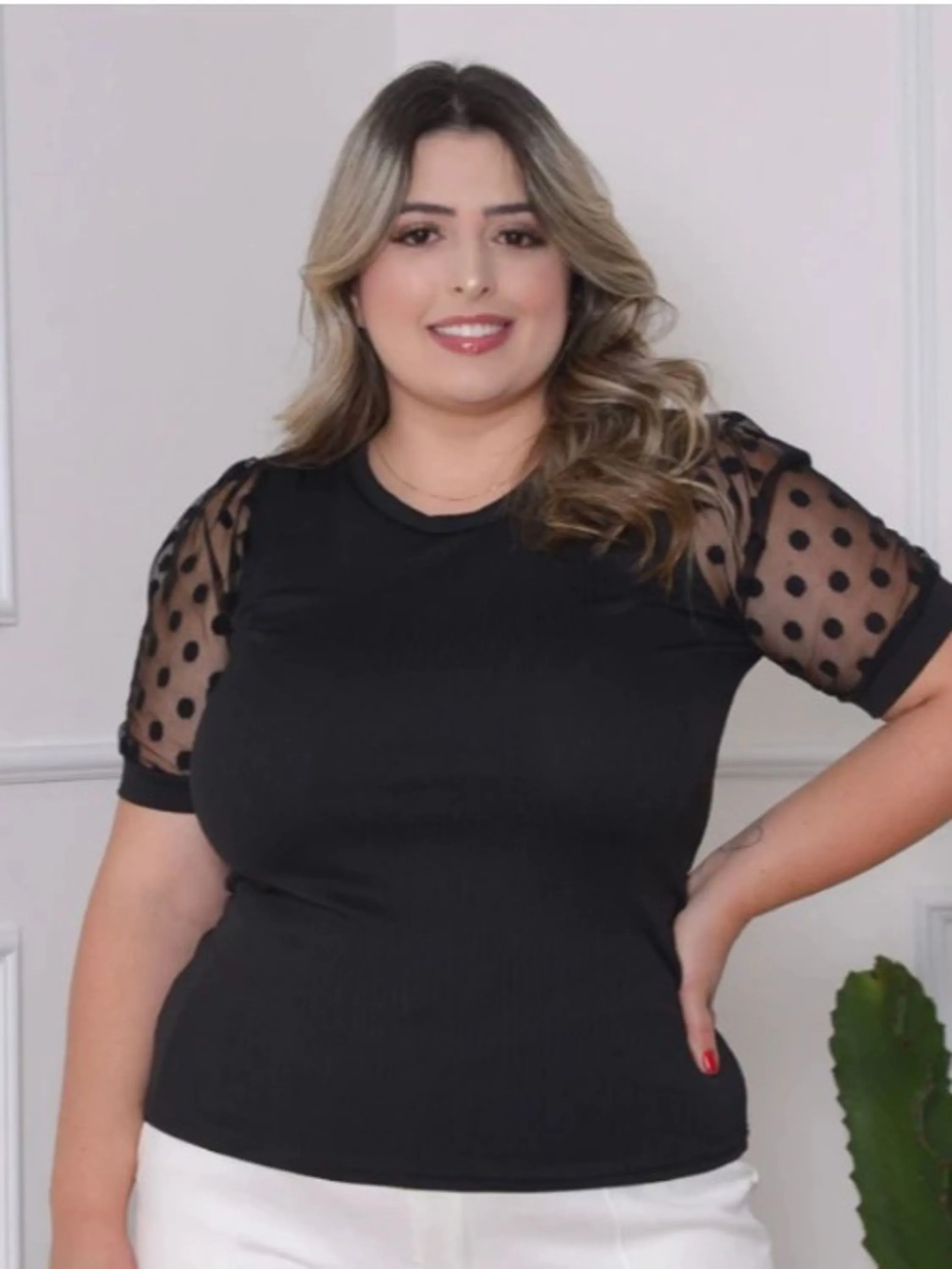 Blusa plus size canelada confortável com manga tuleC1190