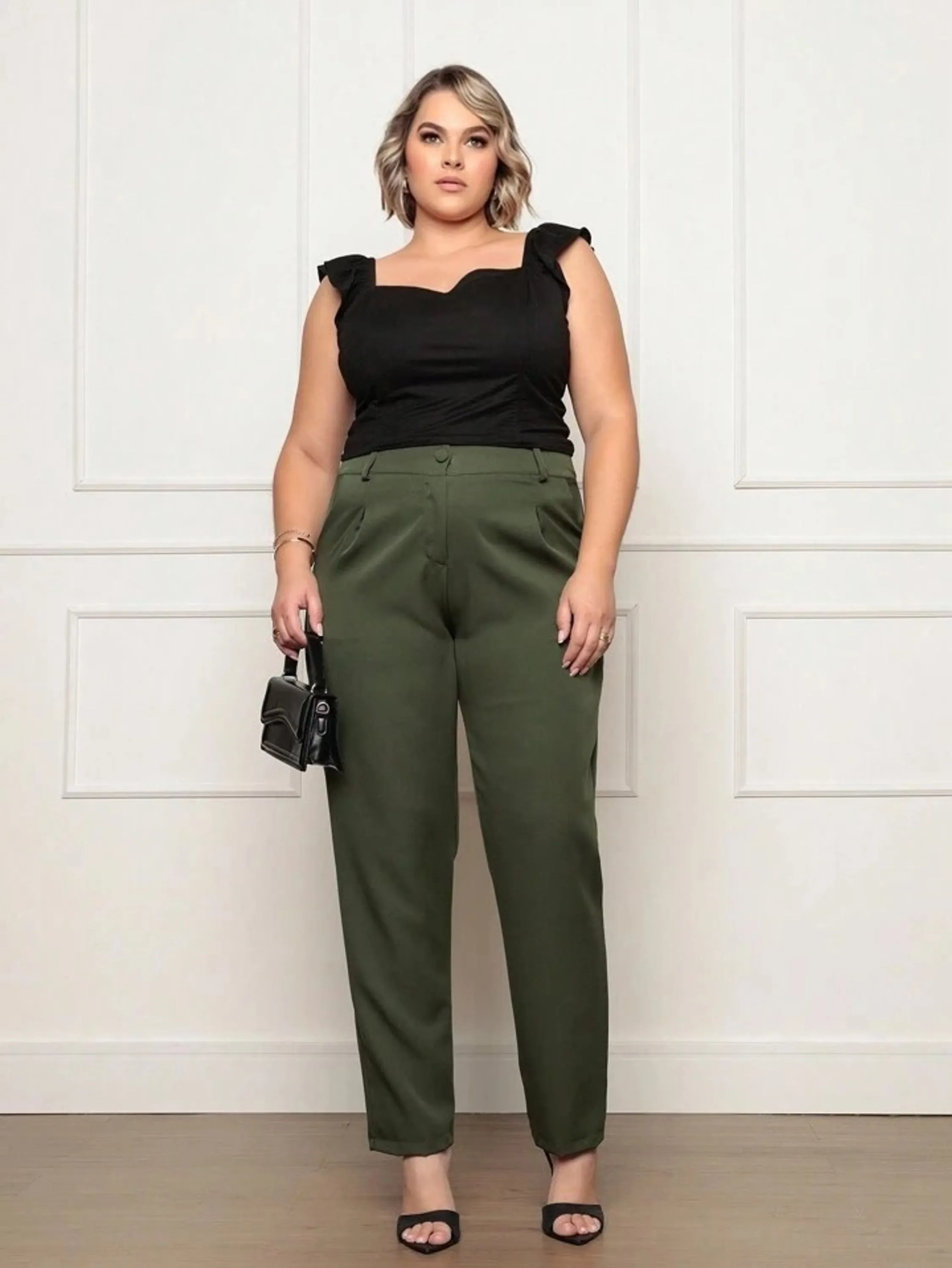 Calça Plus Size Alfaiataria 004