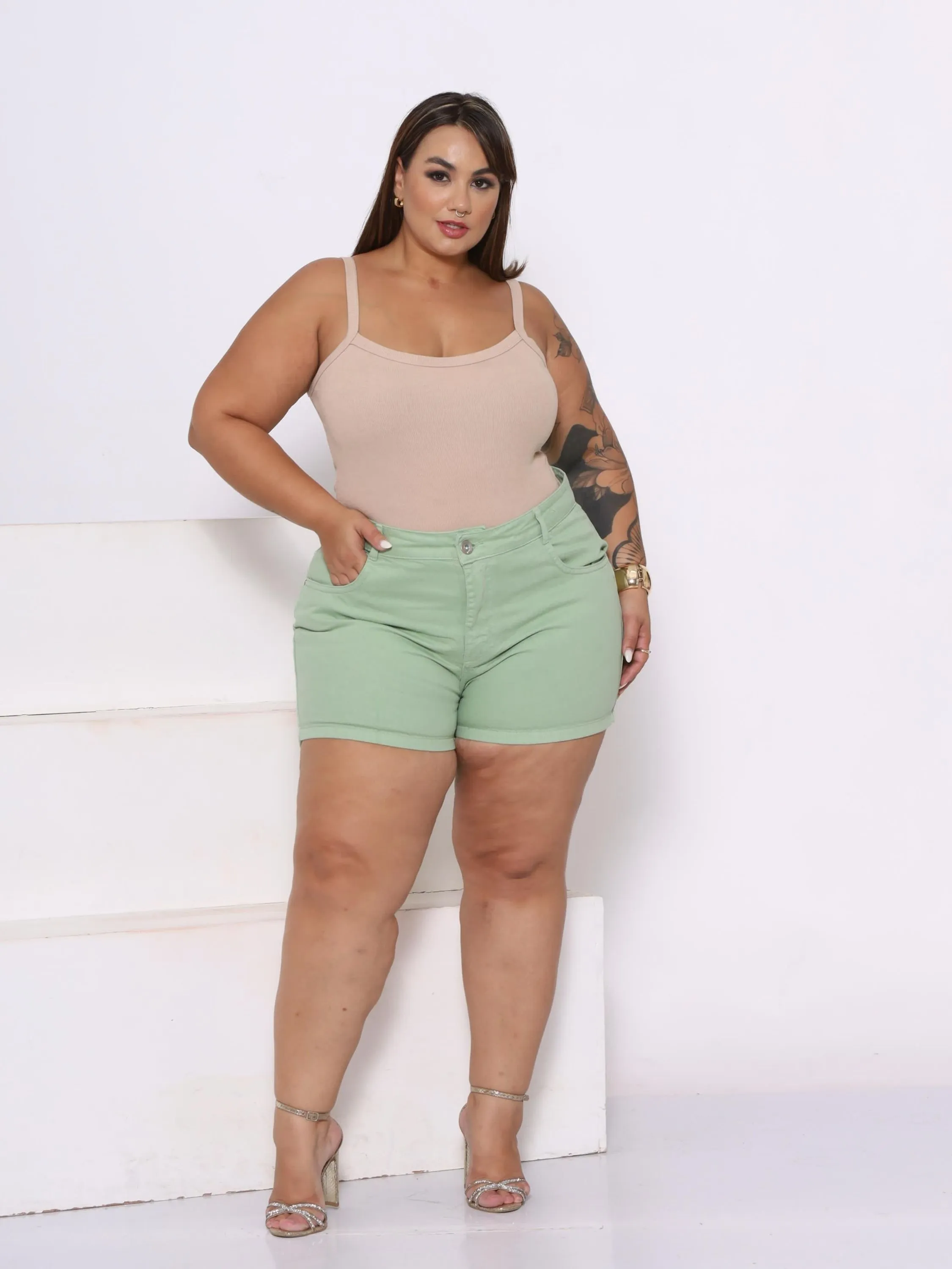 Short plus size 13785