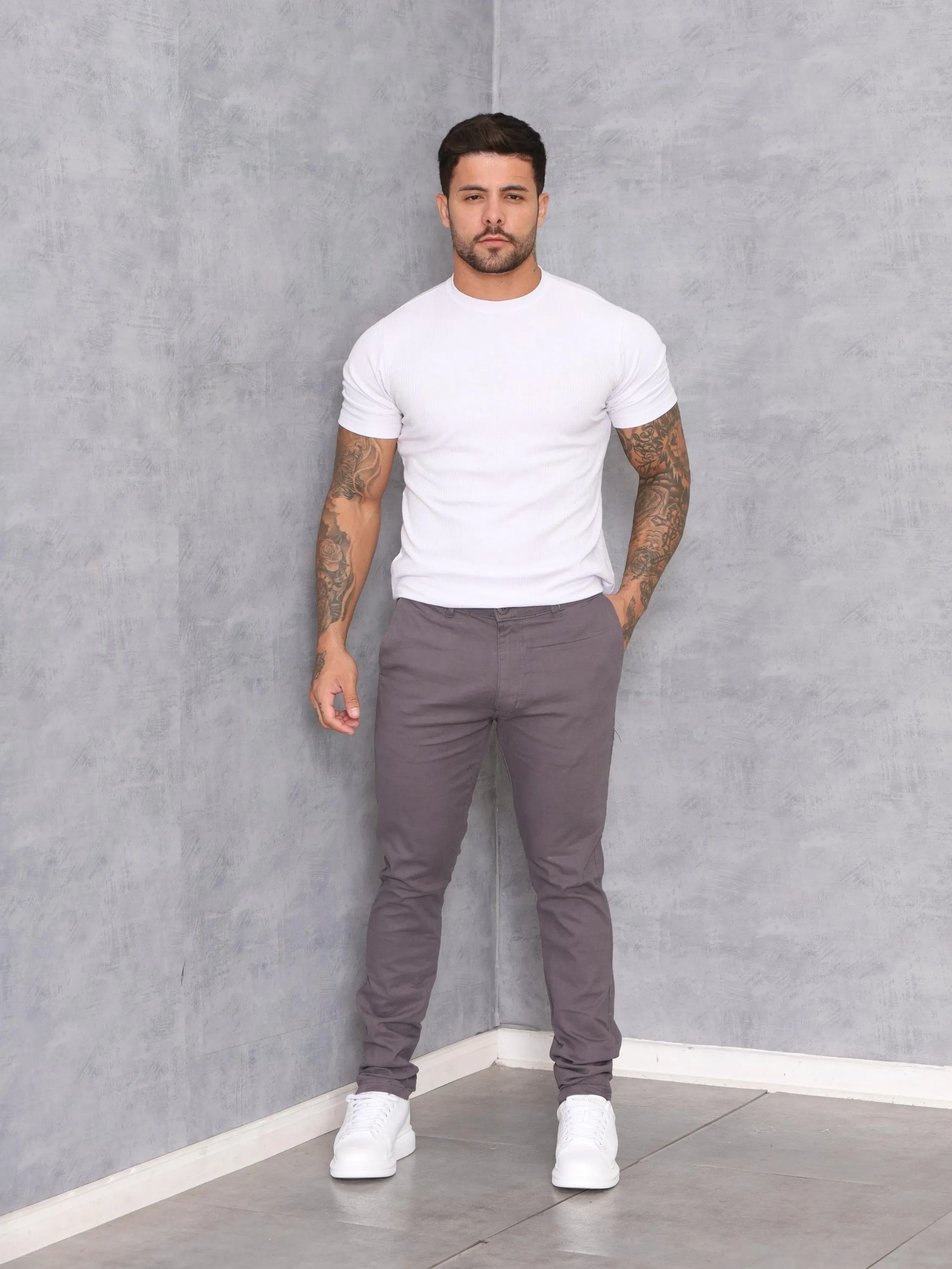Calça cinza masculina