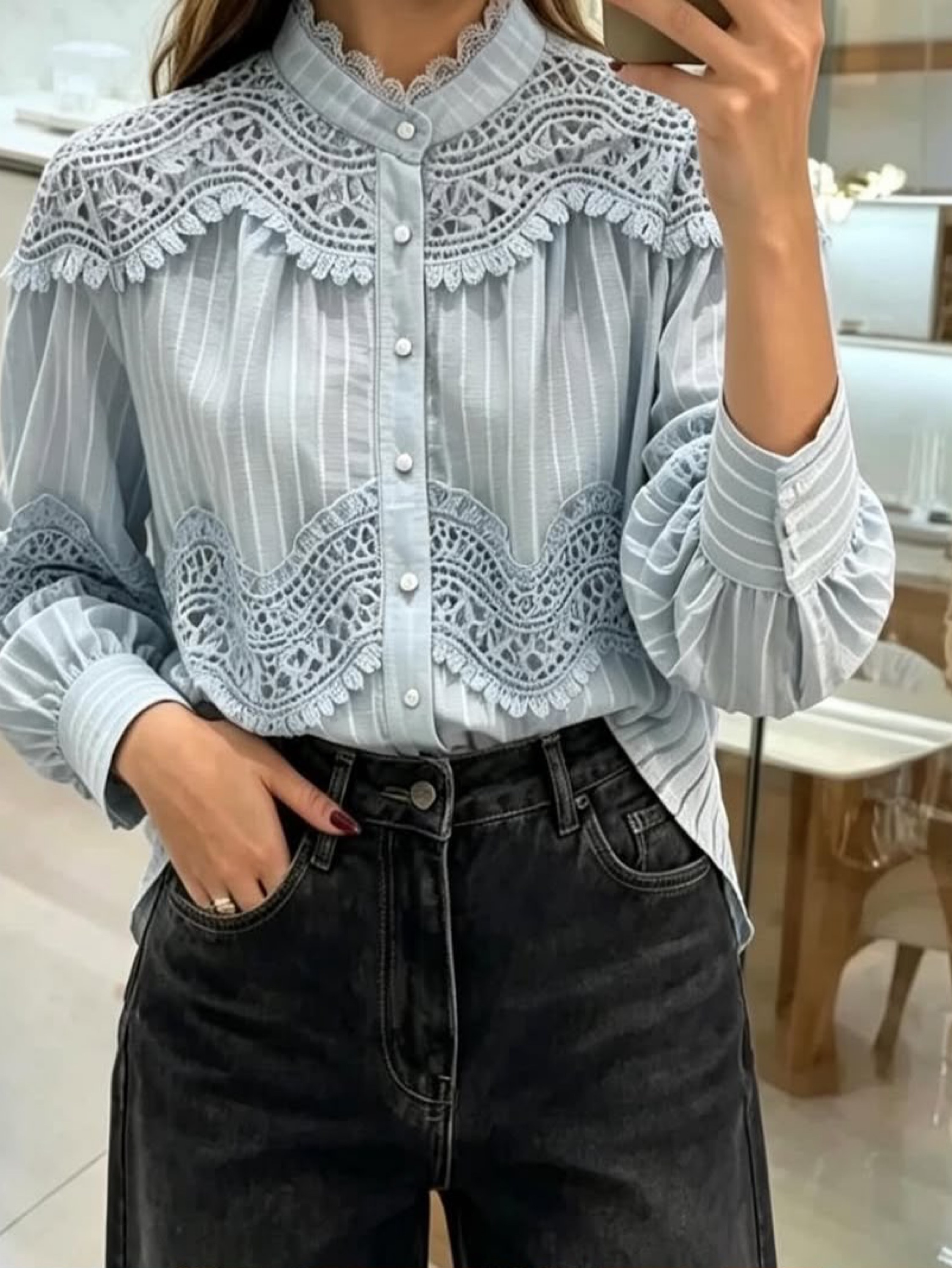Camisa maga longa com renda importado