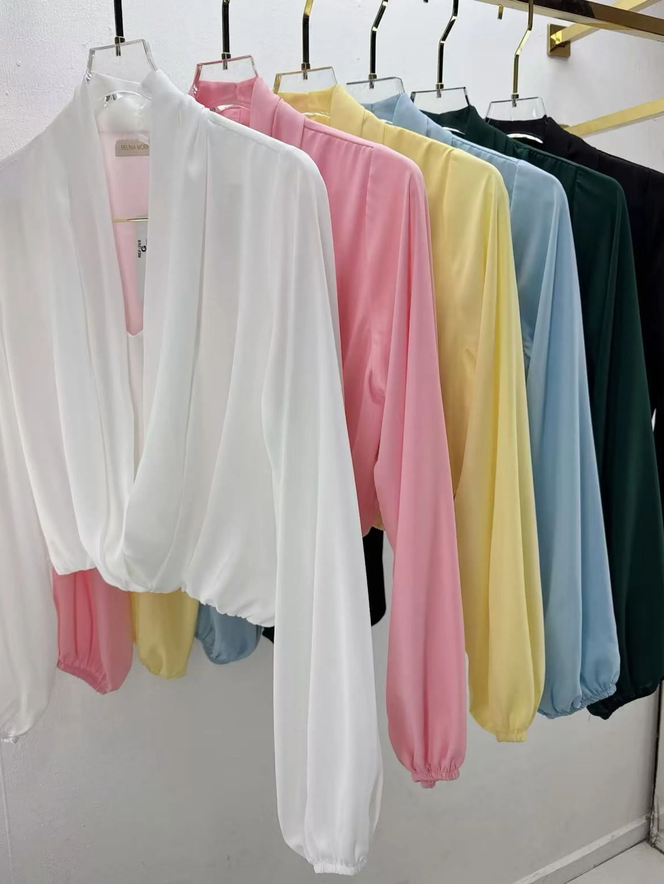 Blusa cropped de crepe  #panpan fashion