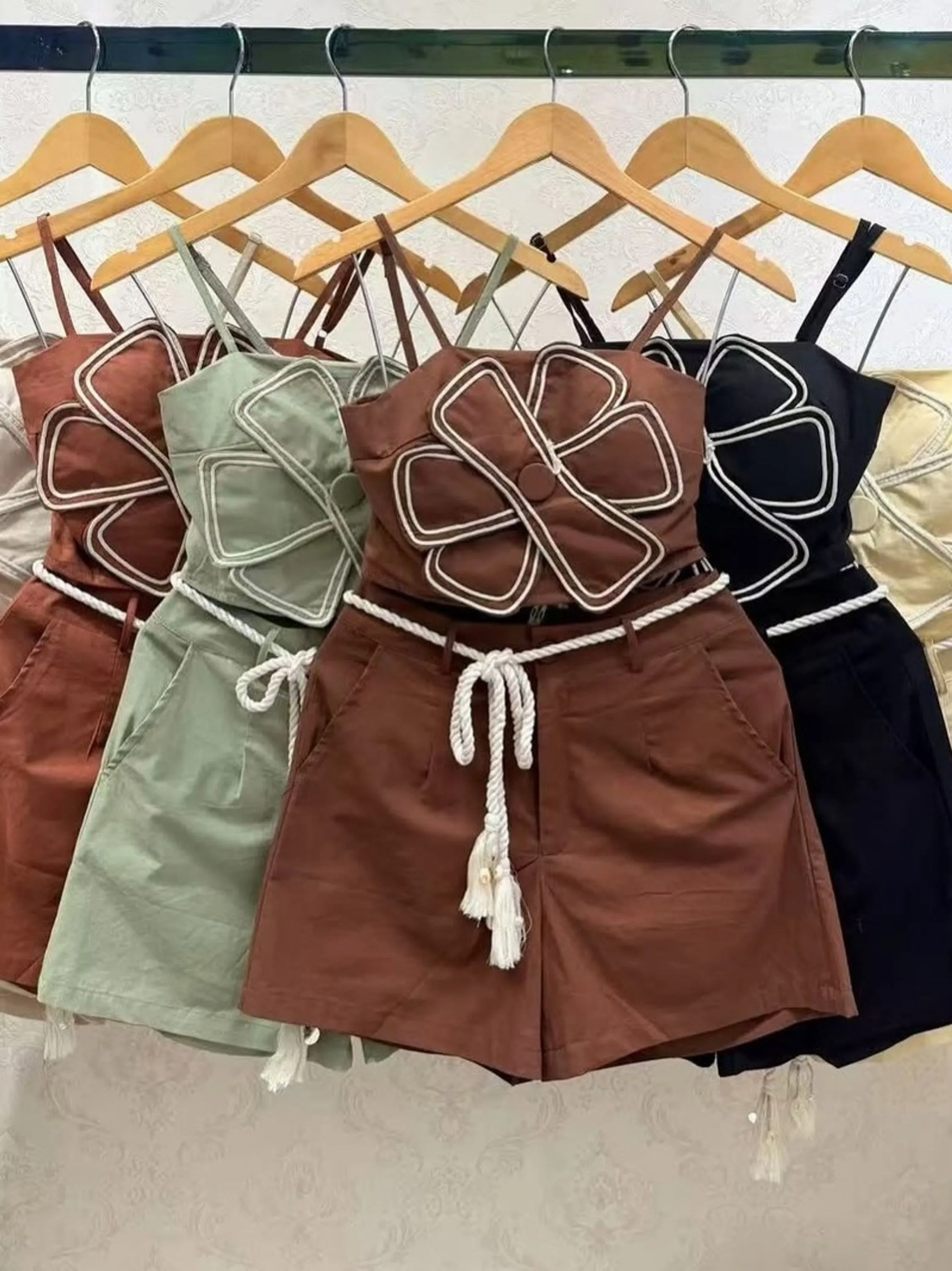 Conjunto flor short com cropped #Panpan_fashion