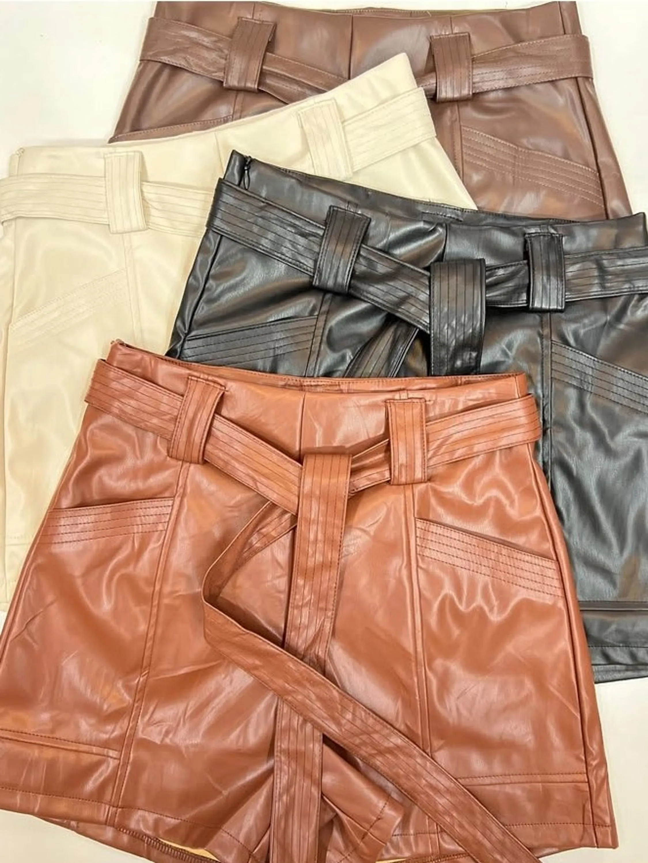 Shorts de couro #Panpan_fashion