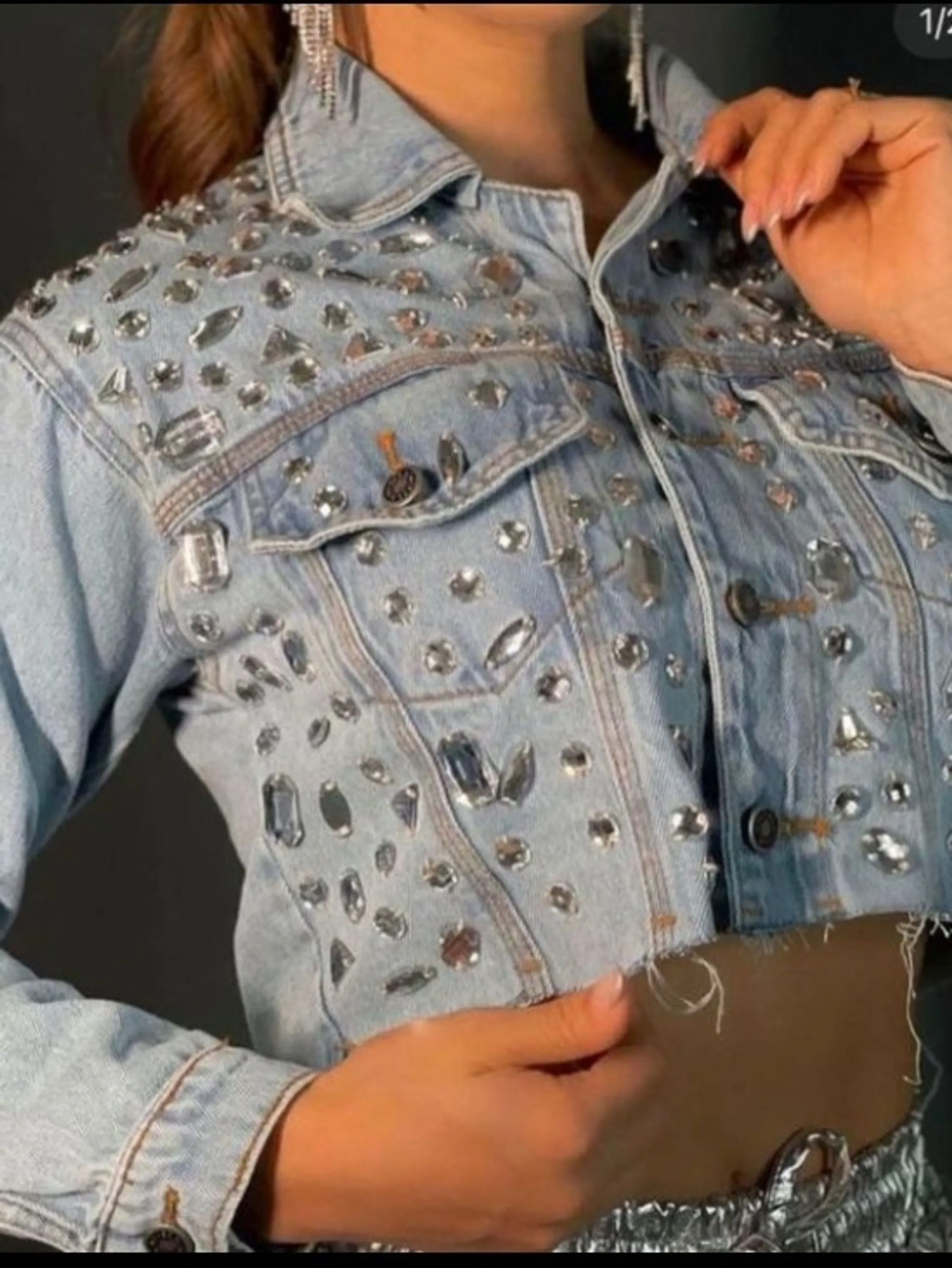 Jaqueta com pedraria #Panpan_fashion