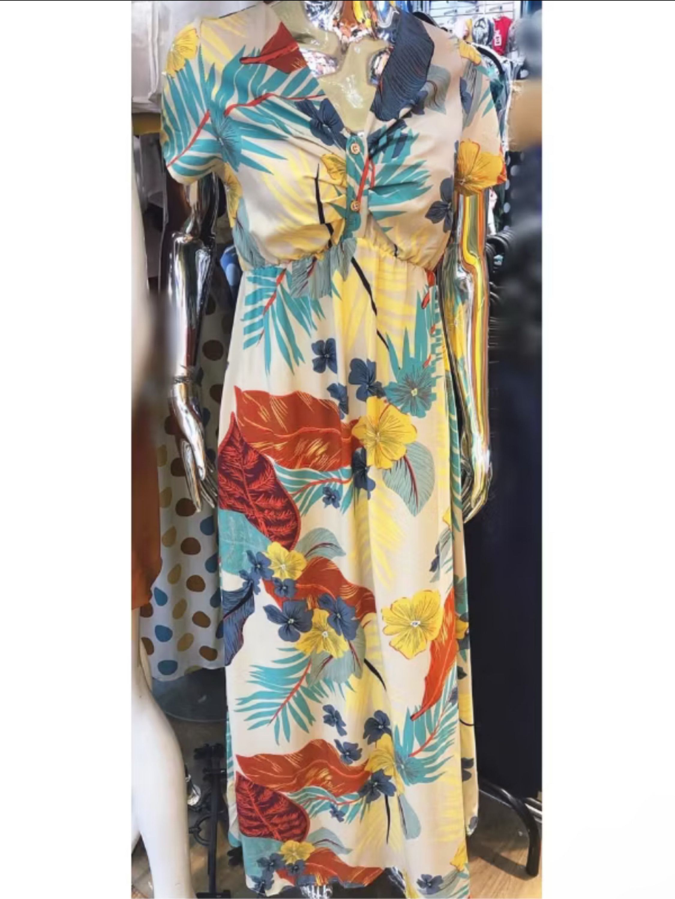 Vestido estampas tropicais Lili moda feminina