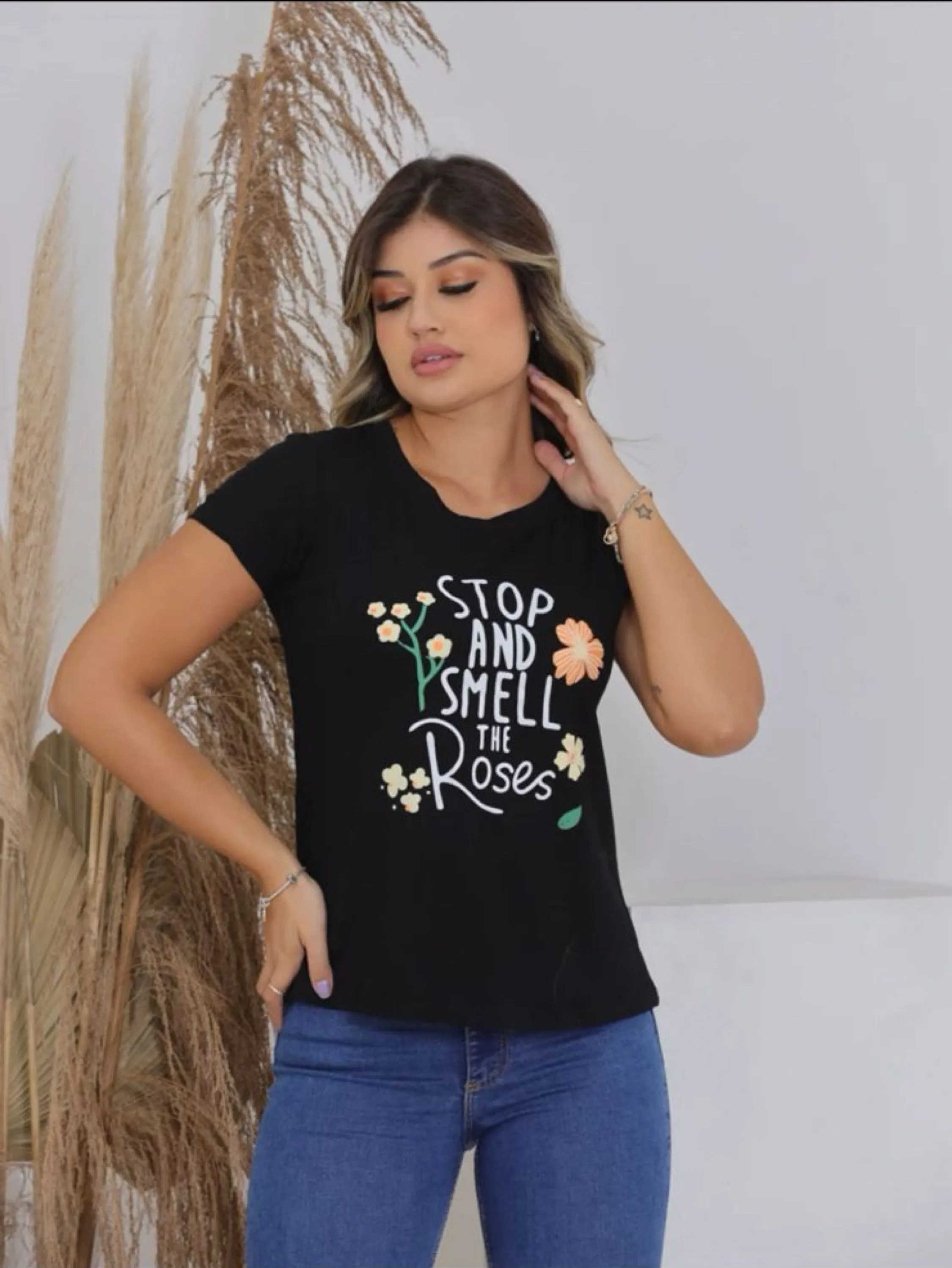 Blusa T-shirt viscolycra /gold cat moda Feminina