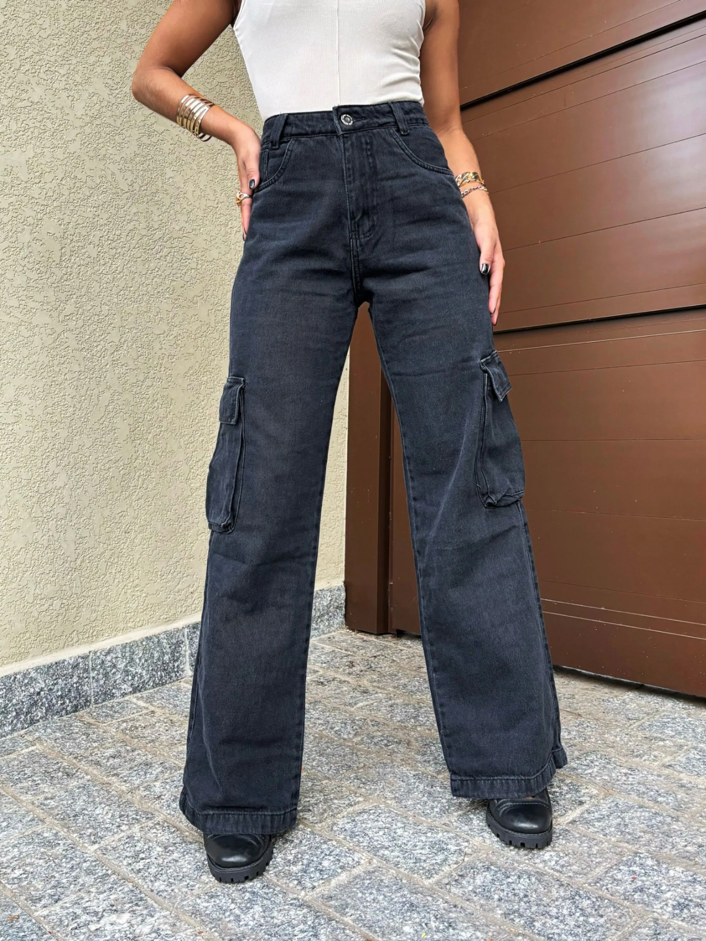 0501-Calça cargo wide leg com bolso fofo