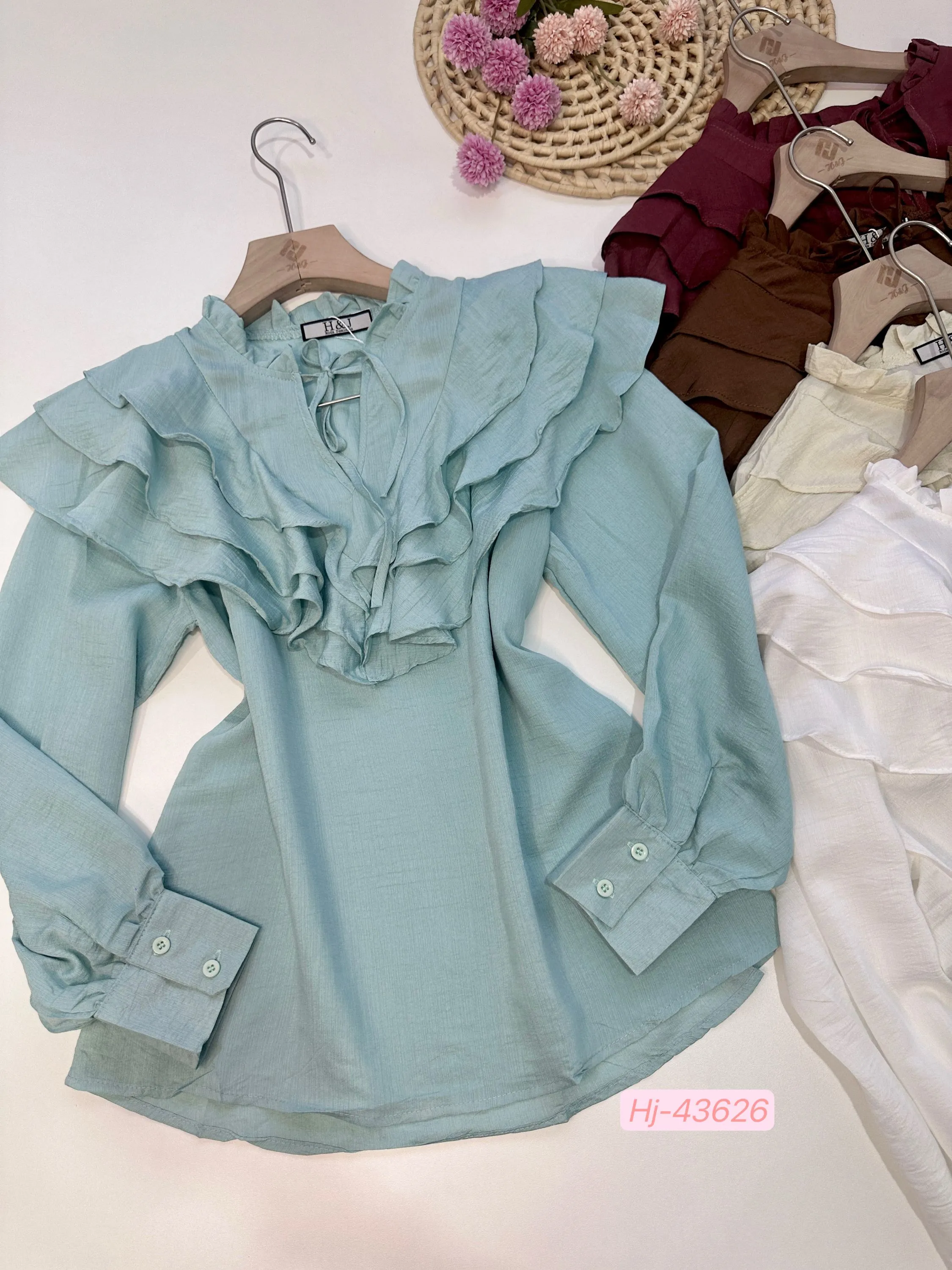 Blusa romântica com babados (Lf43626)