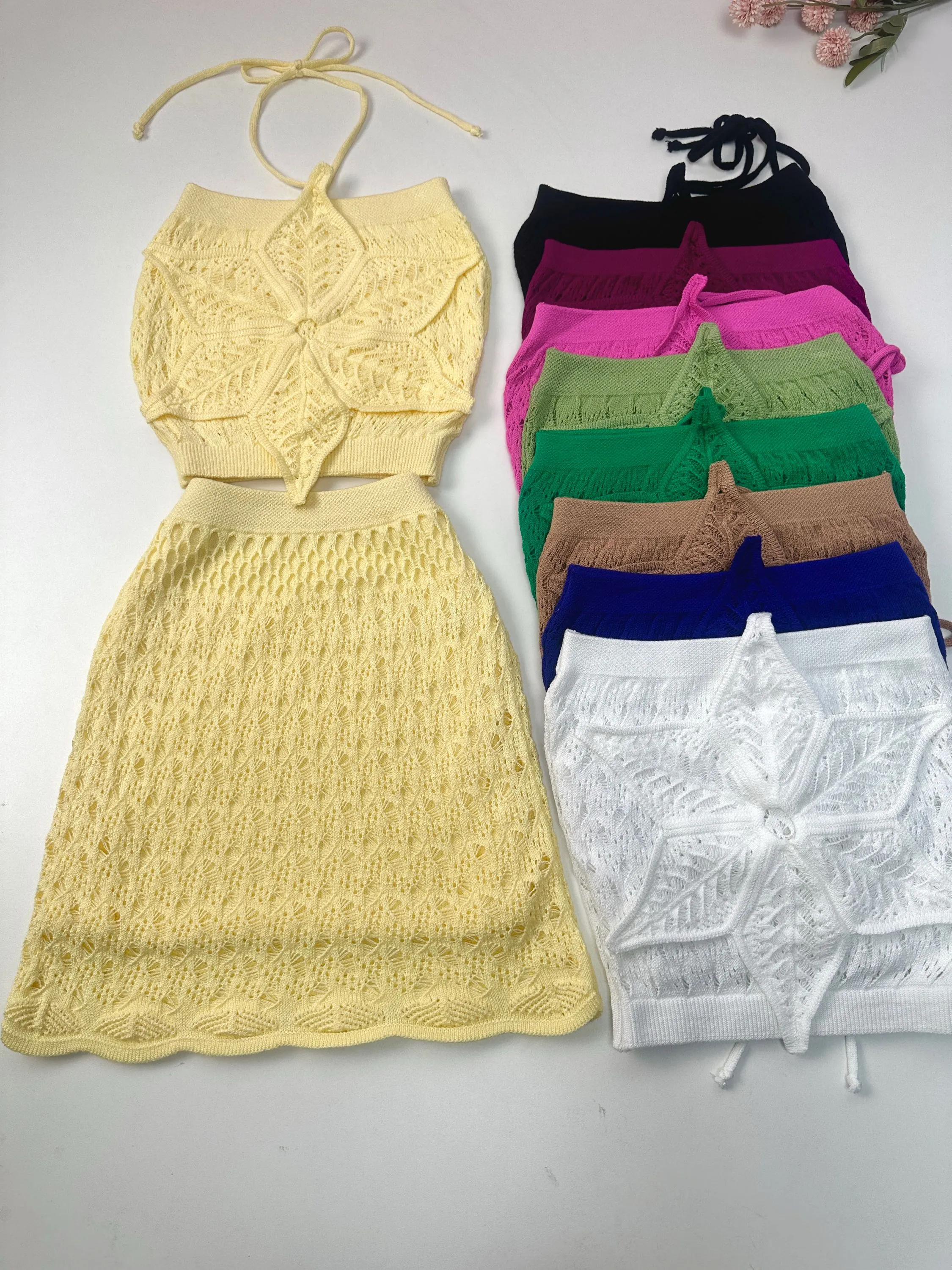 Conjunto Feminino Tricot Saia e Cropped com Amarração