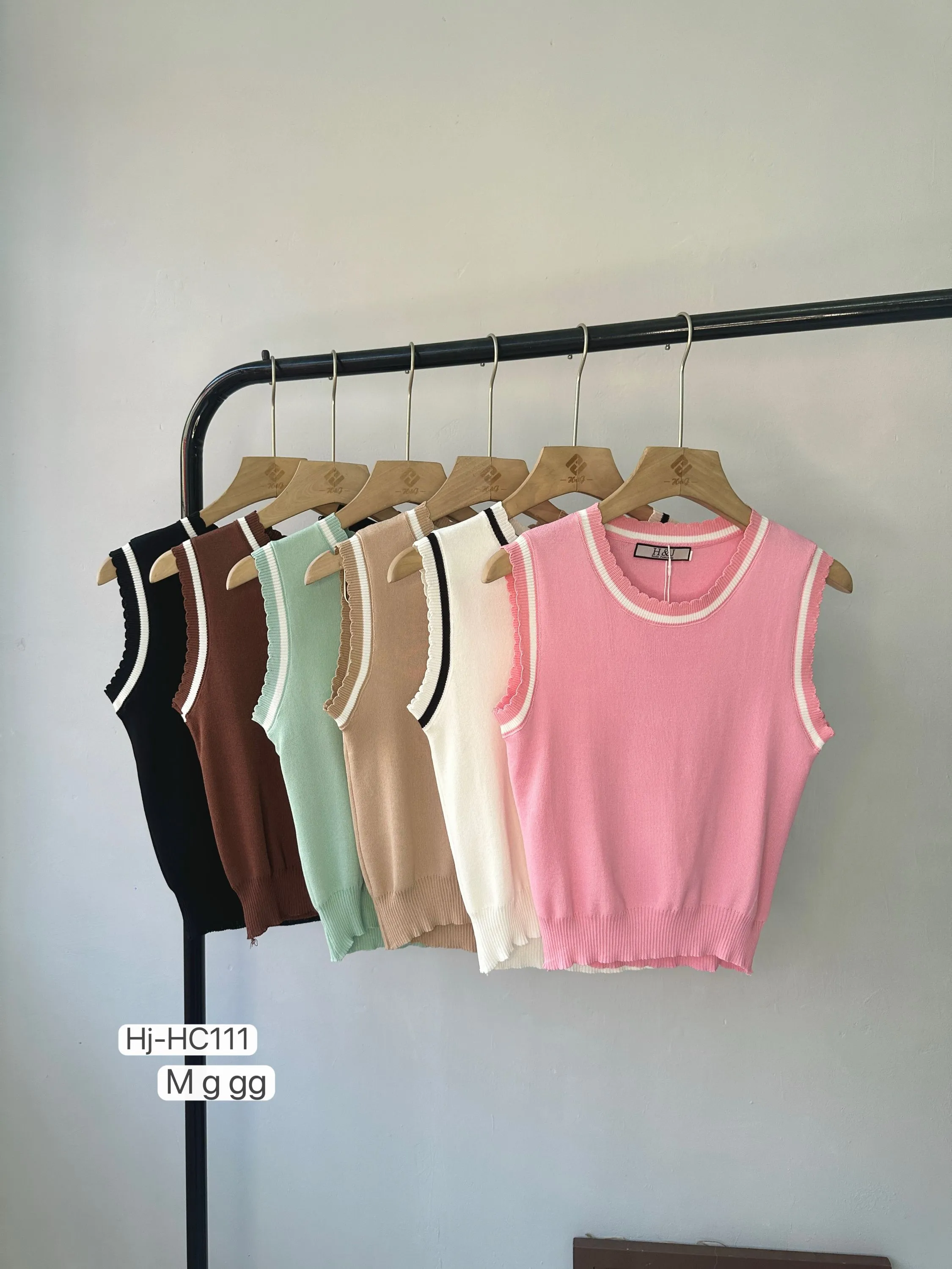 Blusa Tricot Regata com Detalhe Contrastante (HC-111)
