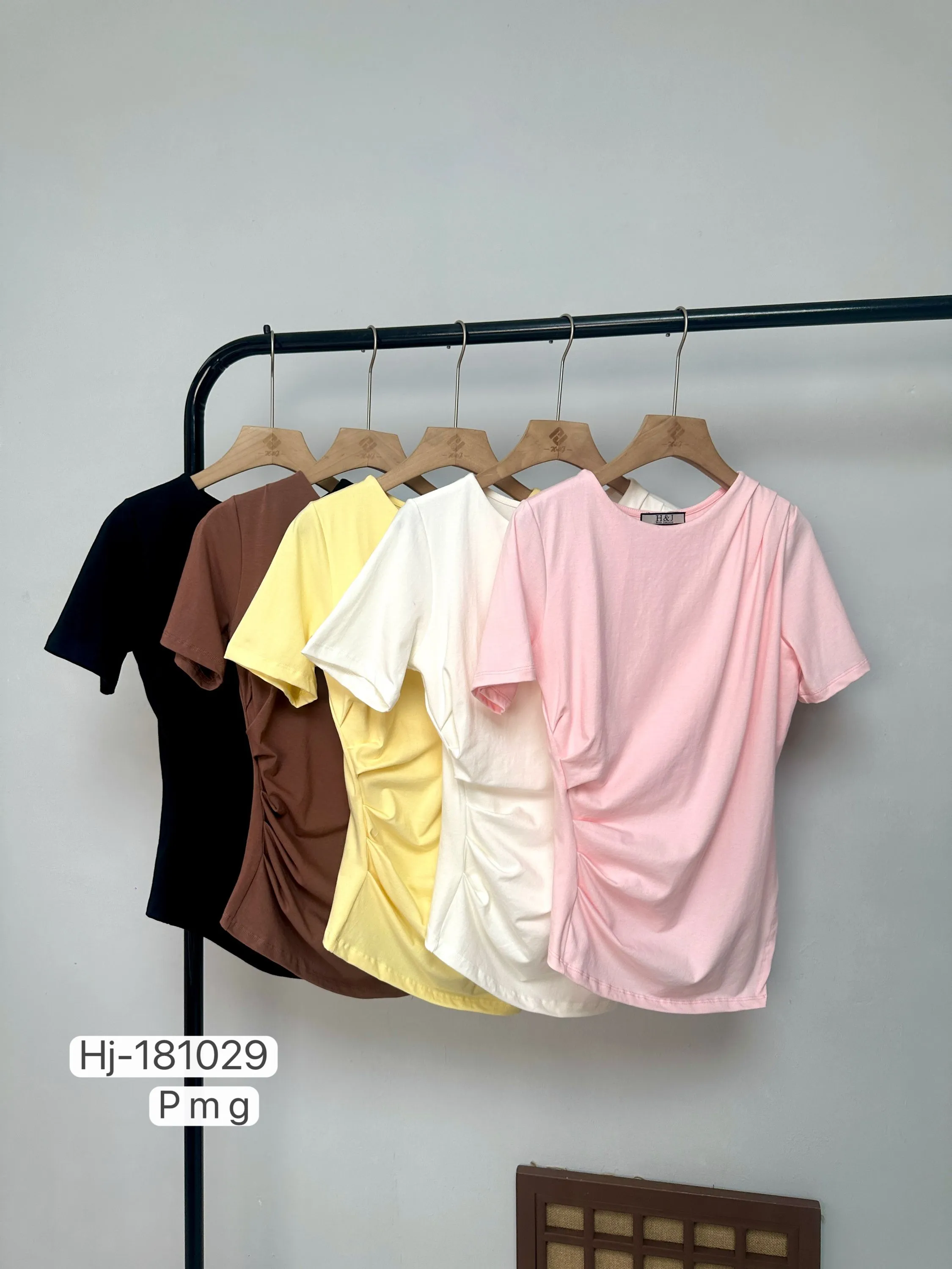 Blusa Feminina em Malha com Franzido Lateral (181029)
