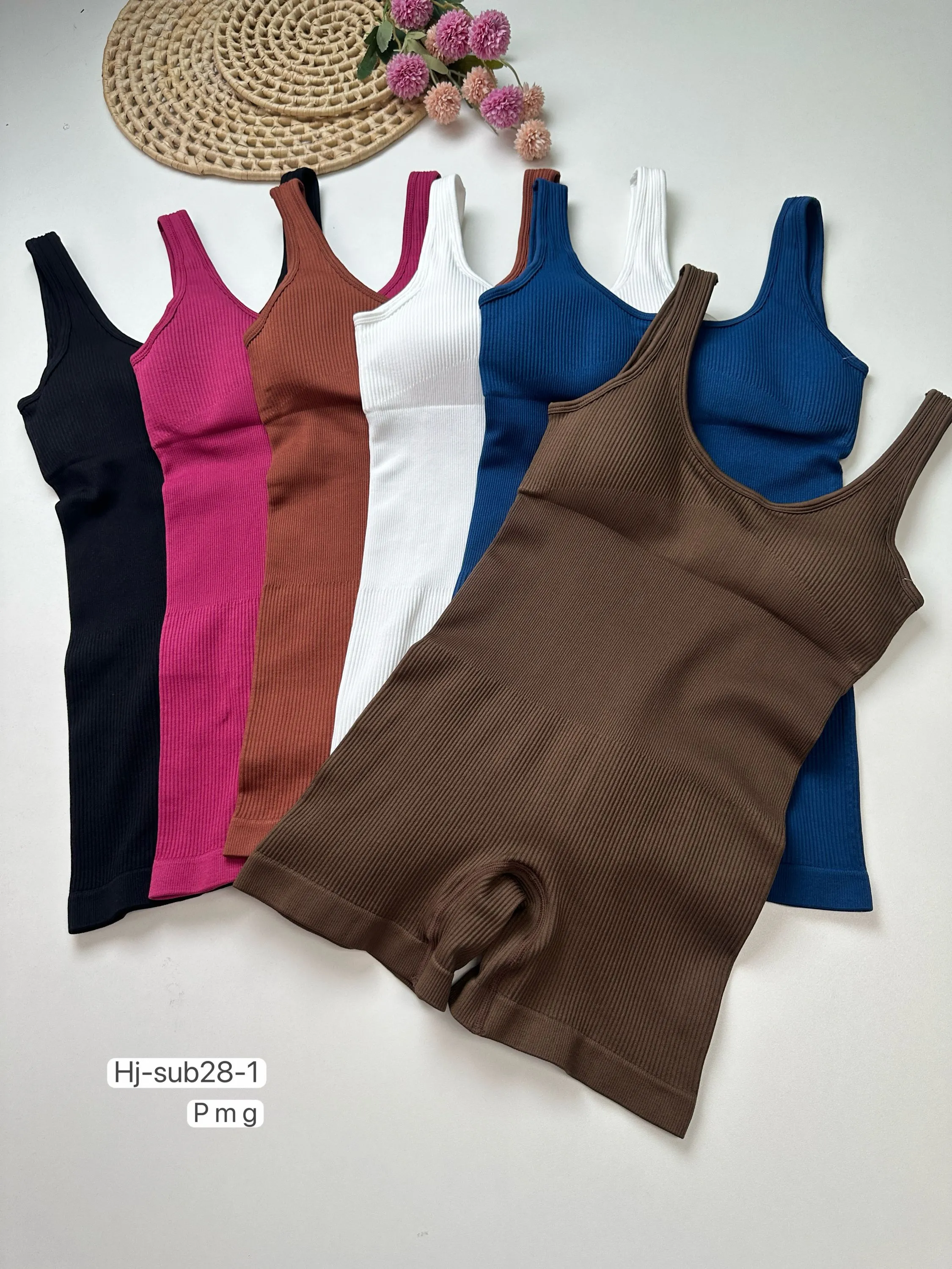 Macaquinho Canelado Feminino com Alças Largas (sub28-1)