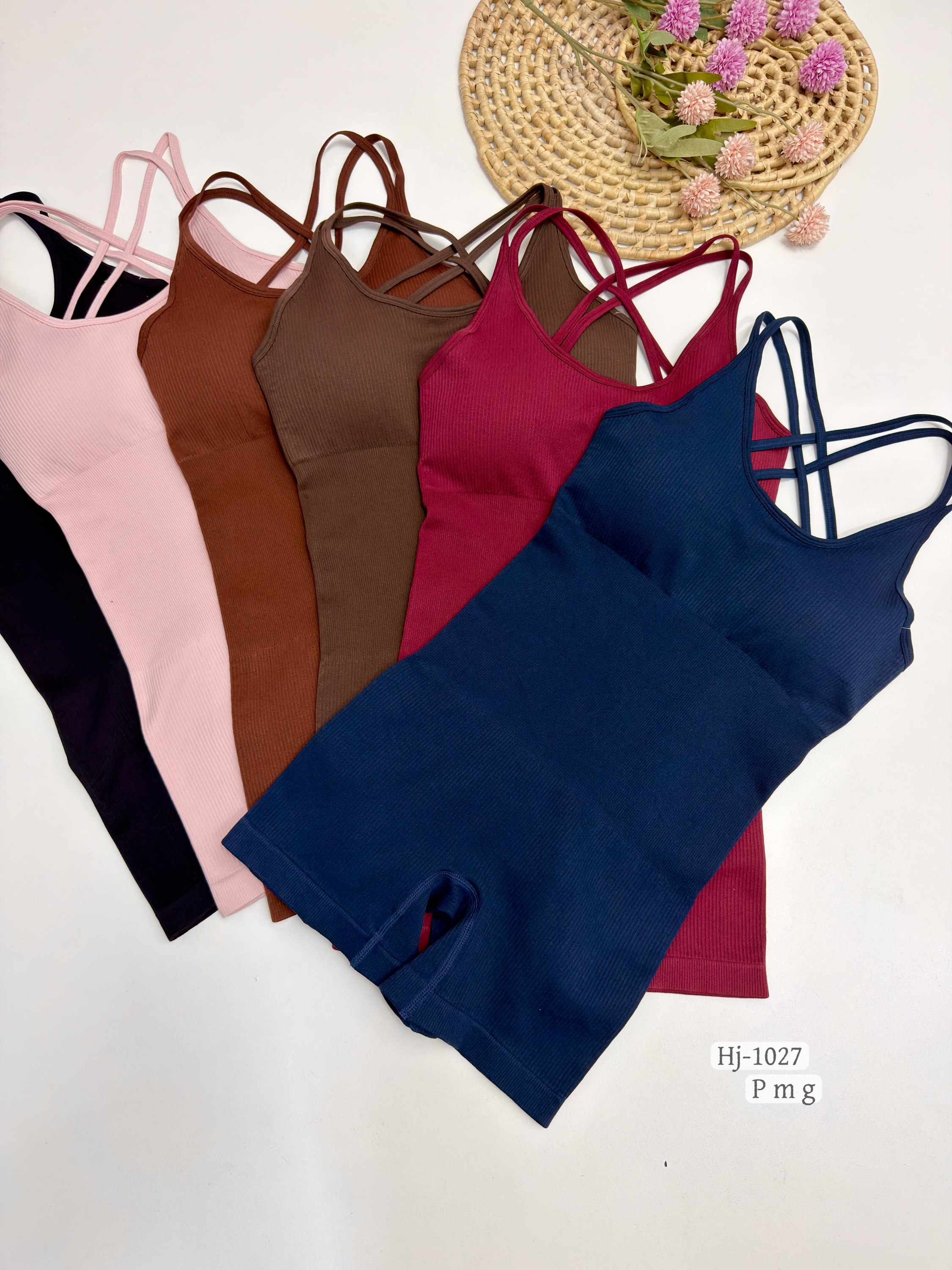 Macaquinho Fitness Canelado com Alças Cruzadas  (1027)