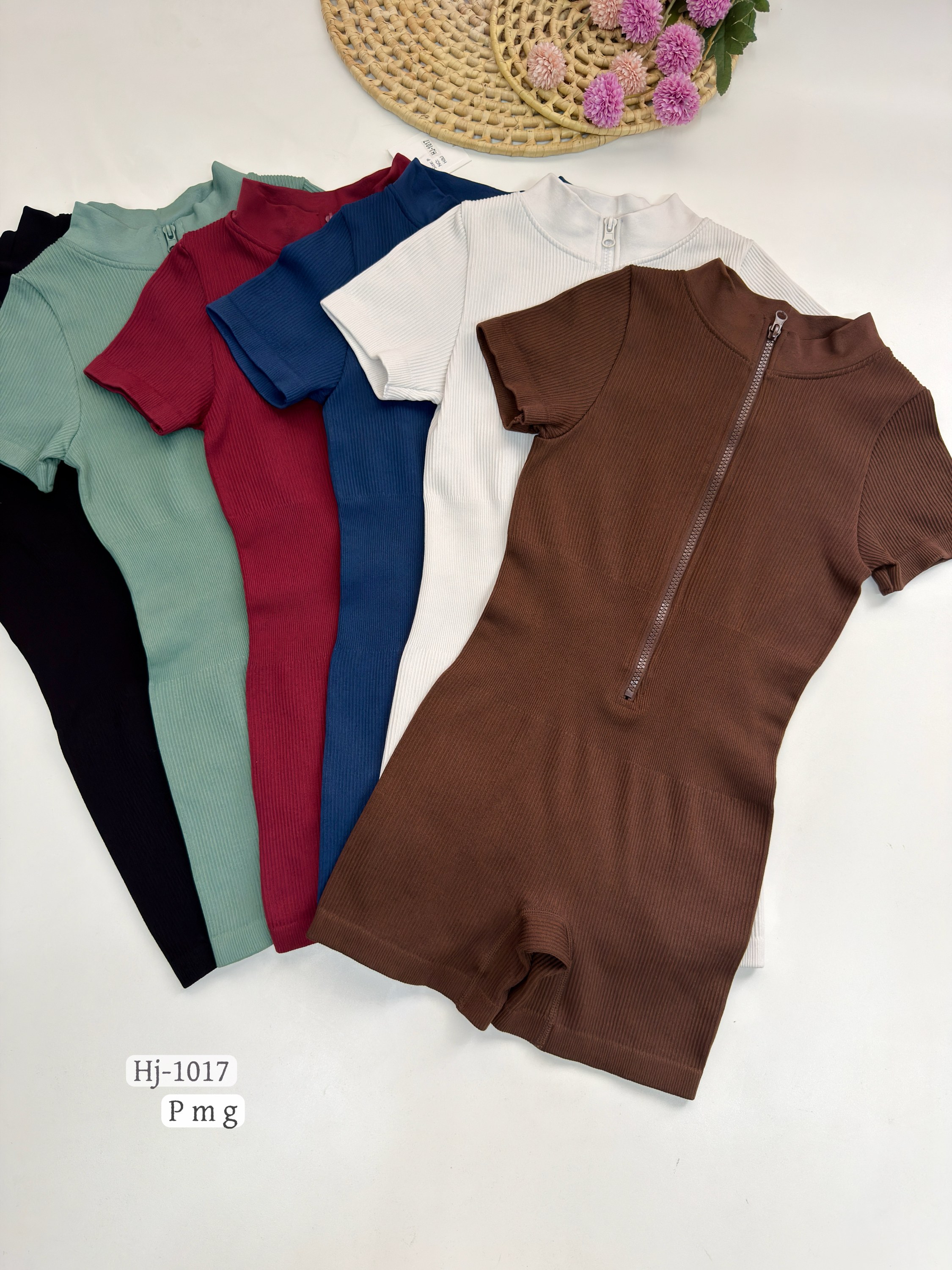 Macaquinho Manga Curta com Zíper (HJ1017)