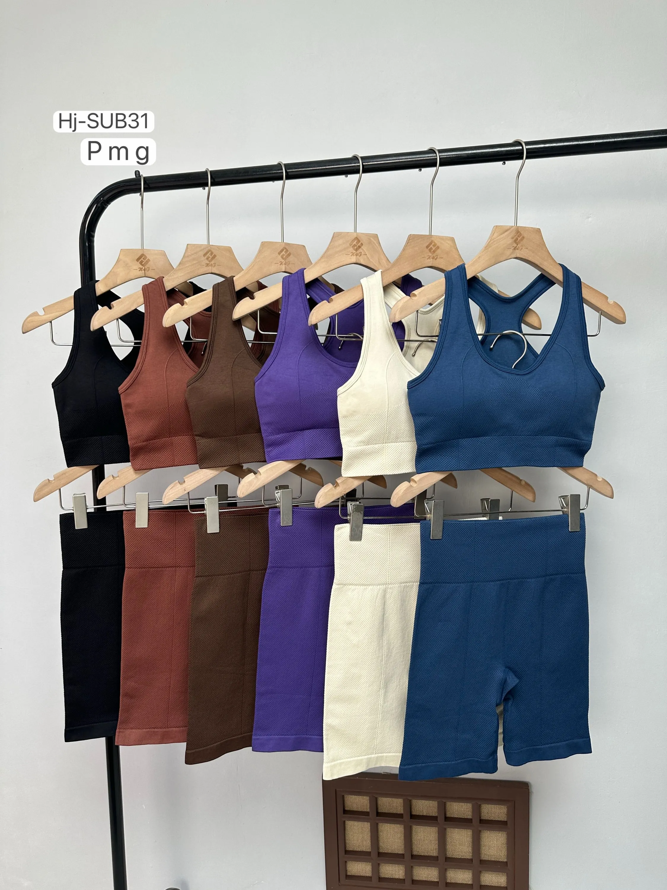 Conjunto Fitness Top Nadador e Bermuda Cós Alto (SUB31)