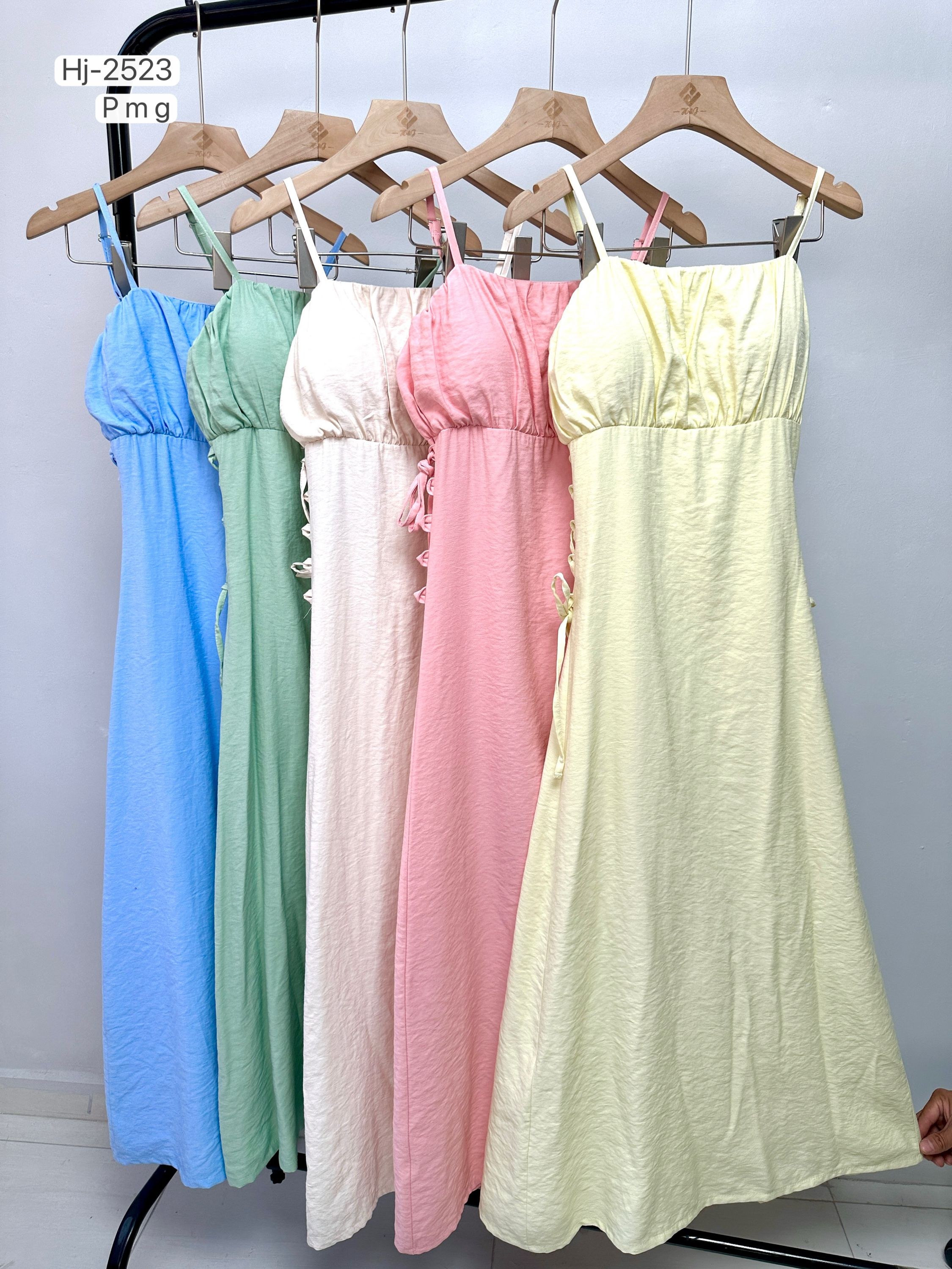 Vestido Longo com Amarração Lateral e Alças Finas (2523)