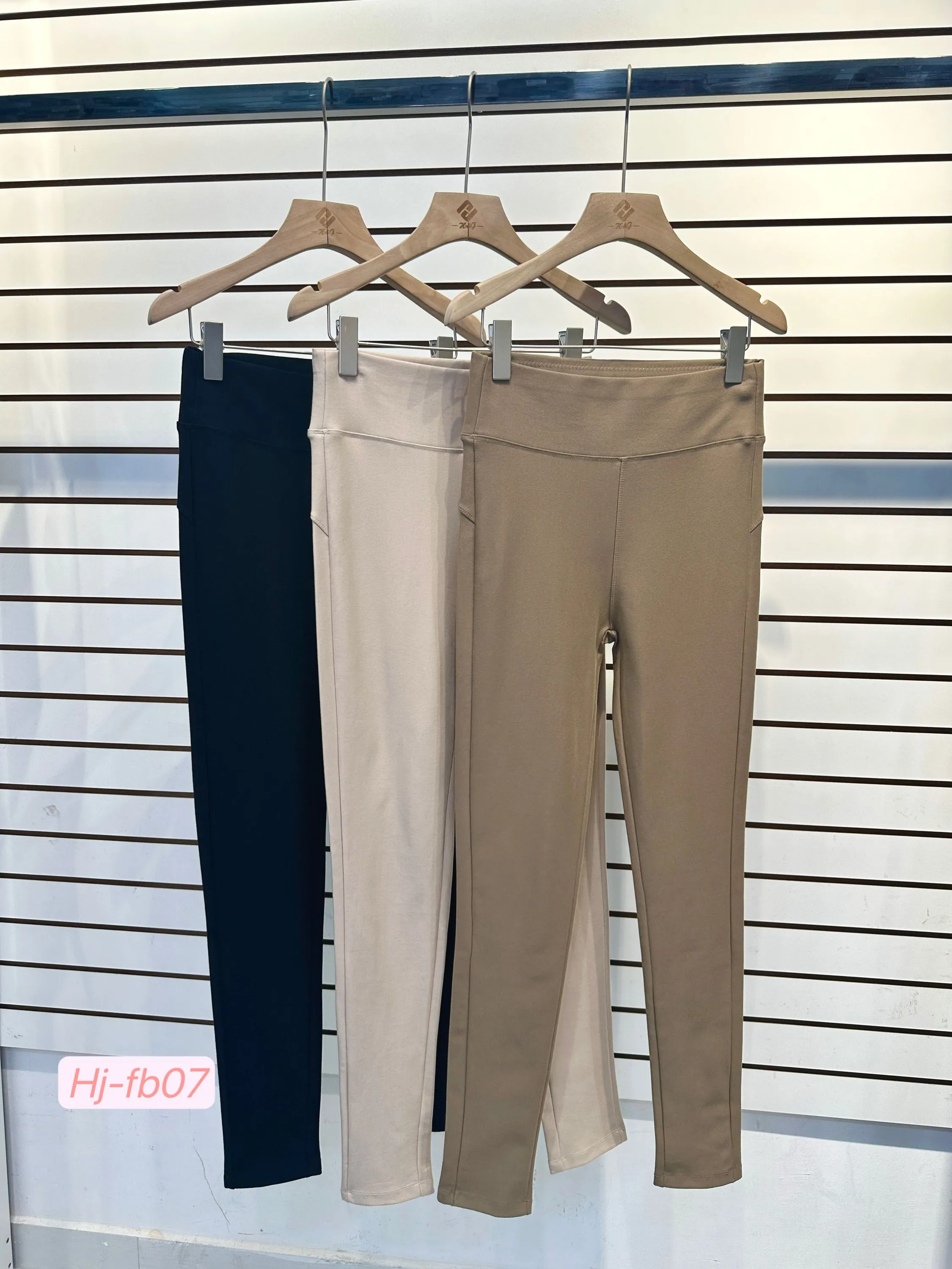 Calça leggin básica cintura alta (FB07)