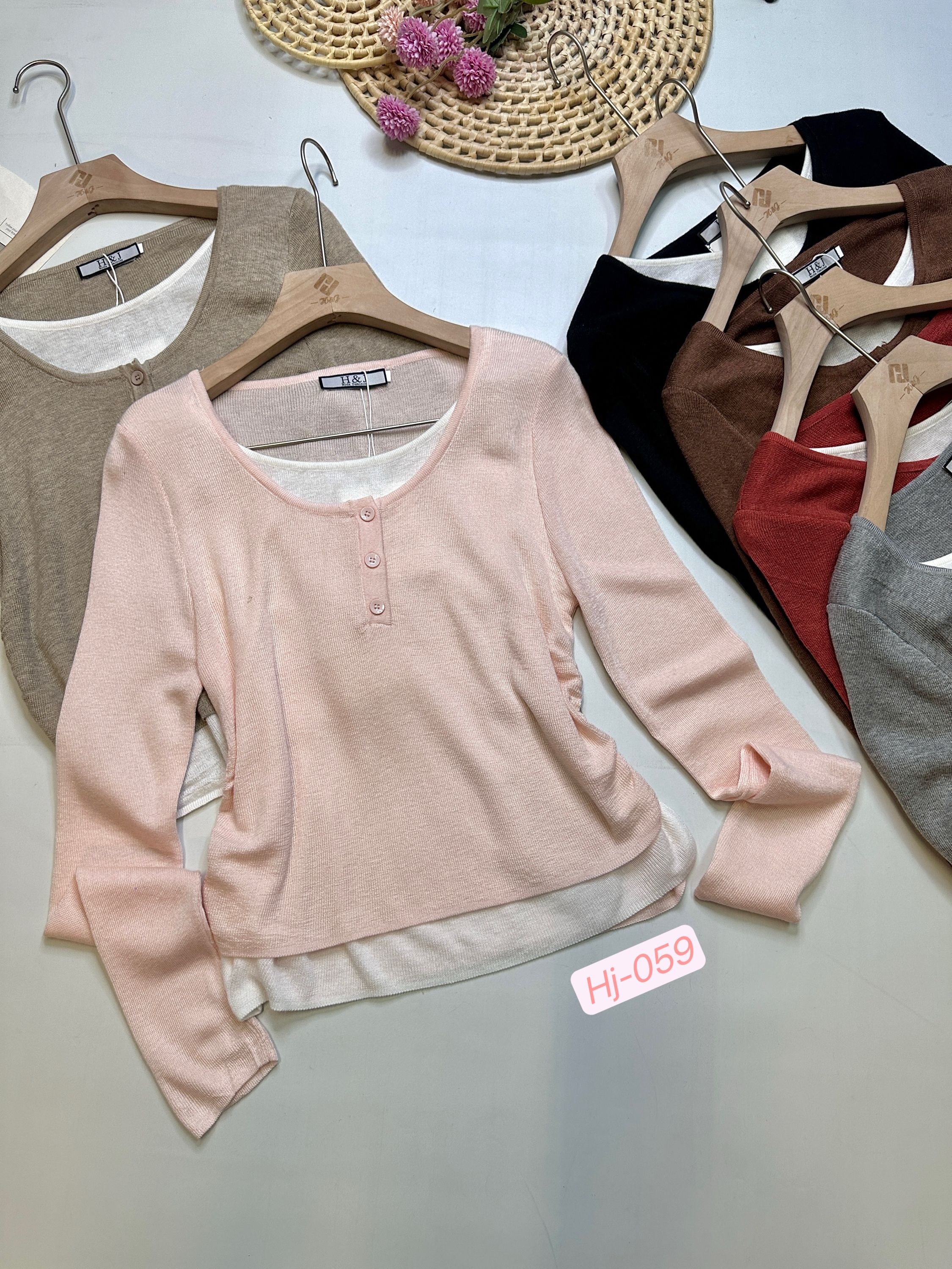 Blusa em camada com botões (L059)