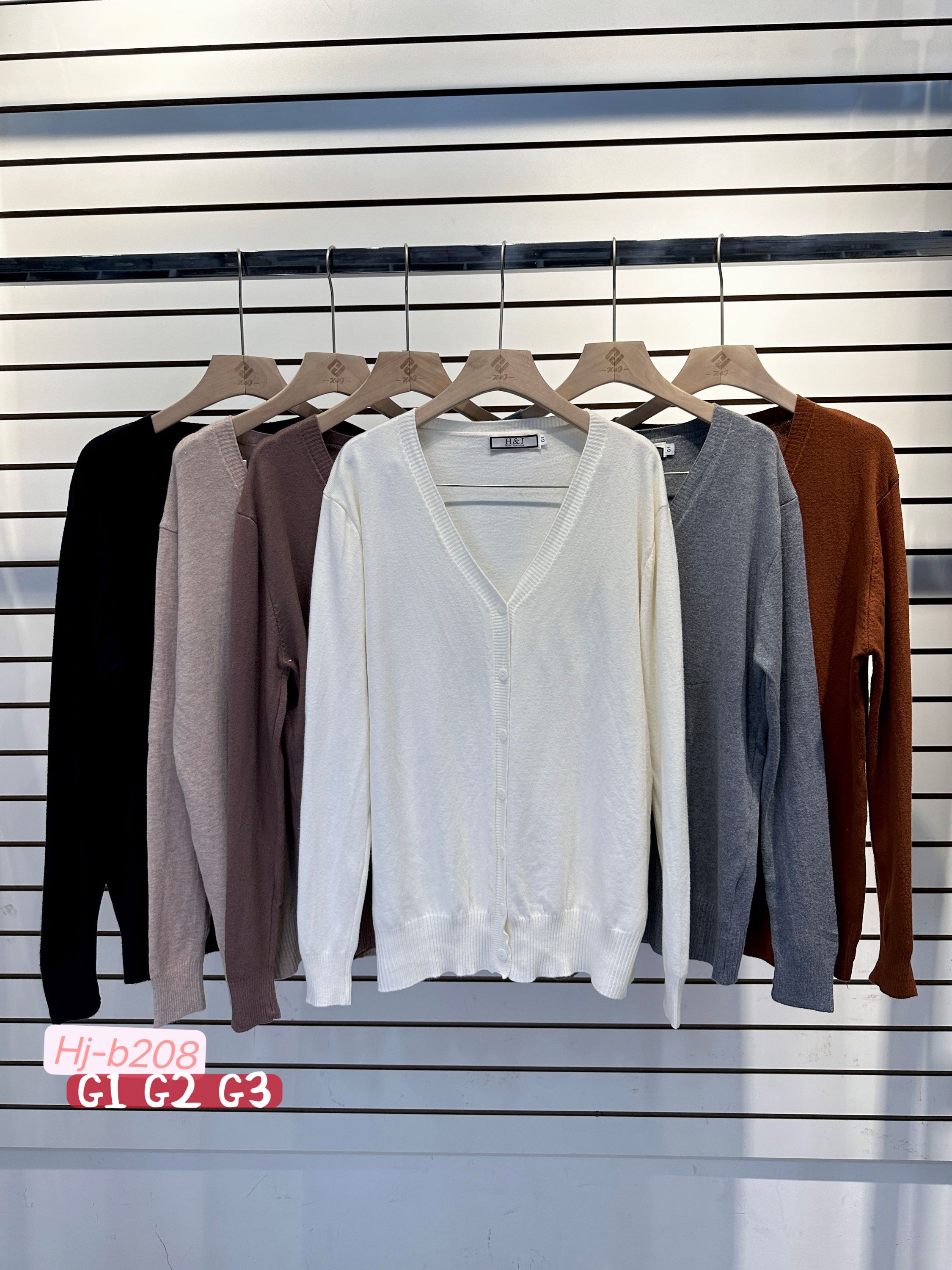 Cardigan gola v com botões (B208)