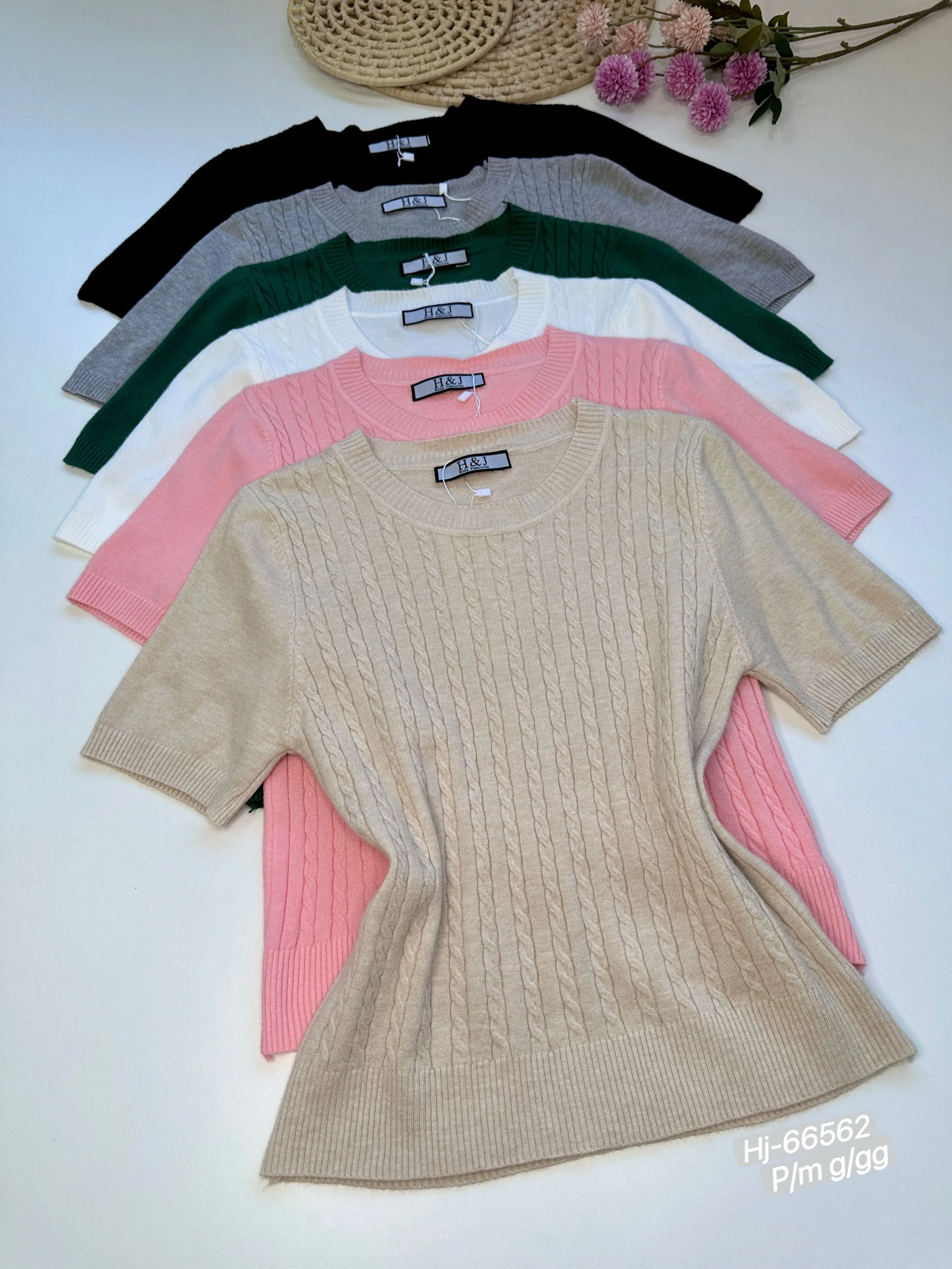 Blusa Tricot com Manga Curta e Trança Frontal (66562)